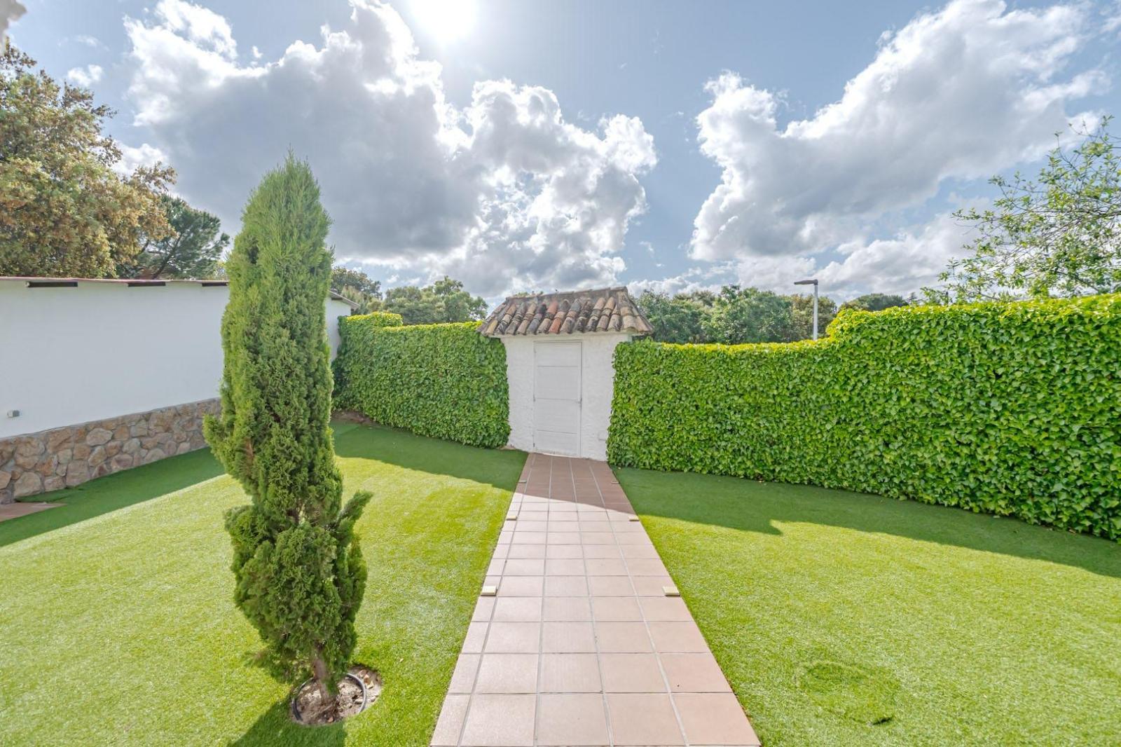 Chalet for Sale in Valdemorillo