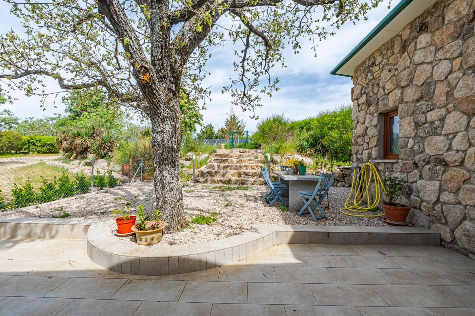 Finca en Venta en Miraflores de la Sierra