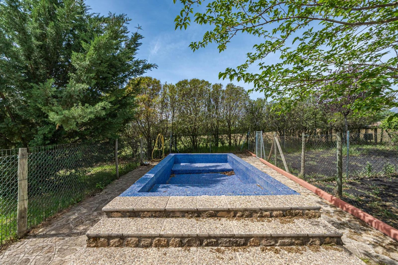 Finca en Venta en Miraflores de la Sierra