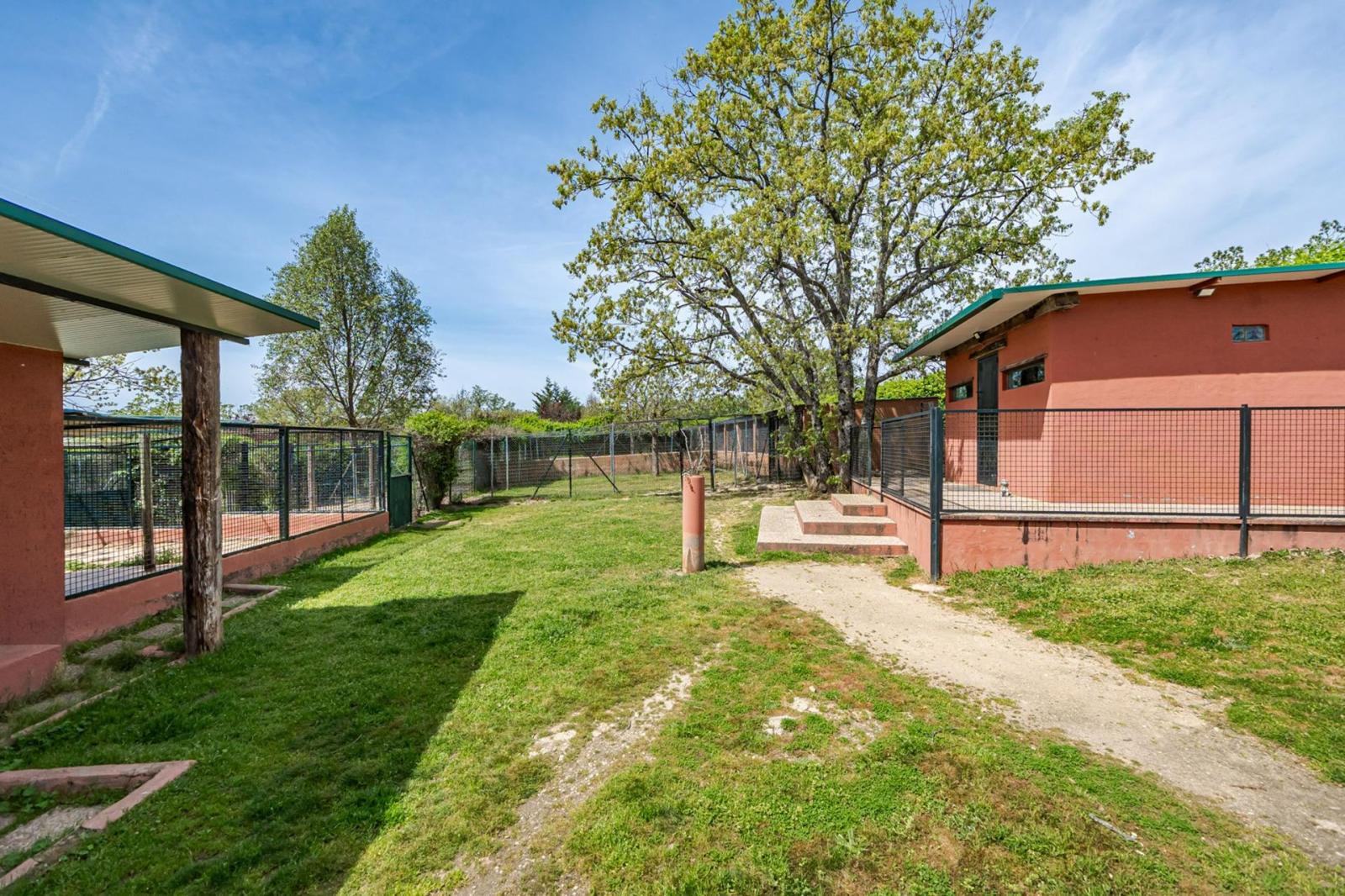 Finca en Venta en Miraflores de la Sierra