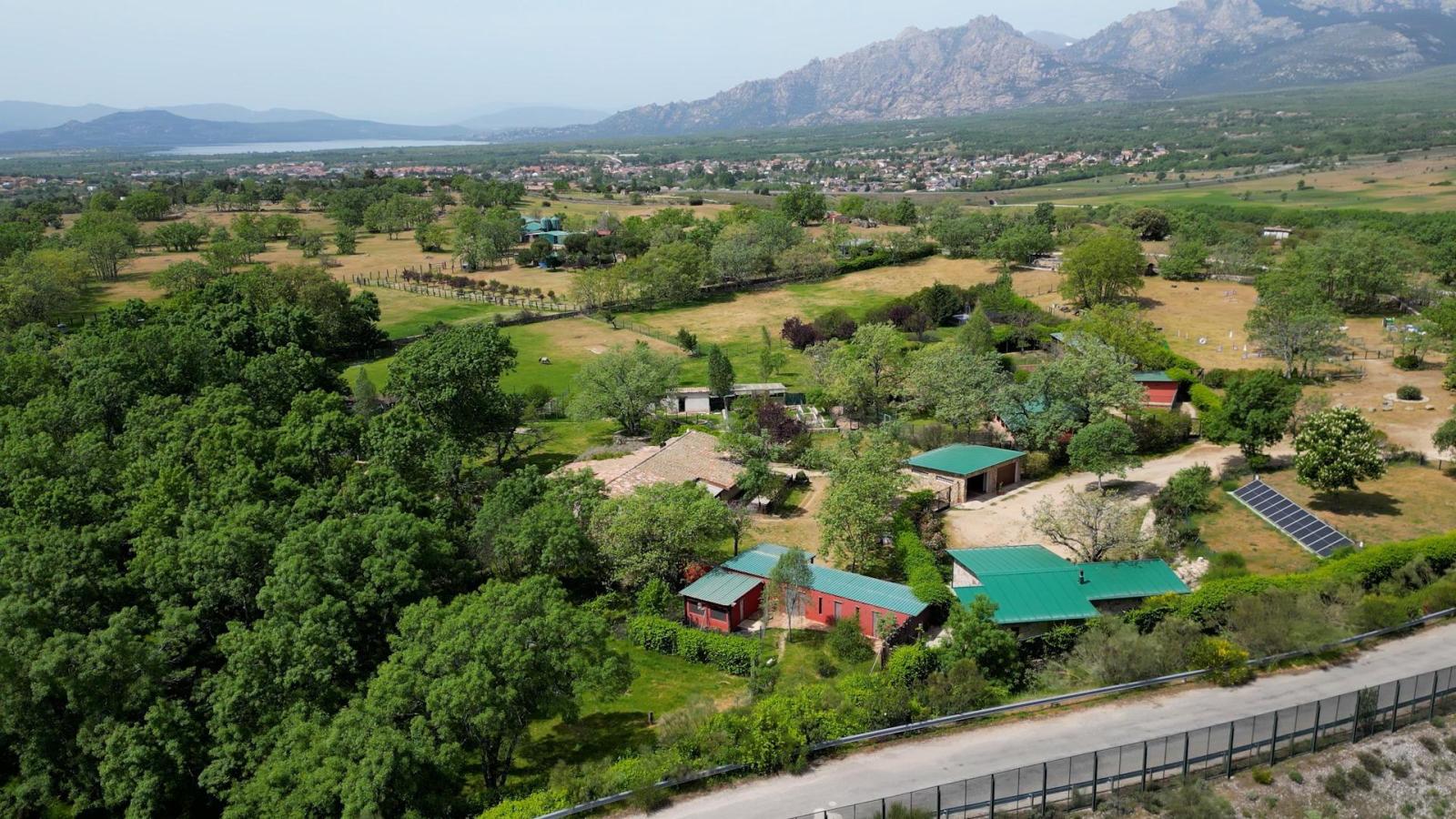 Finca en Venta en Miraflores de la Sierra