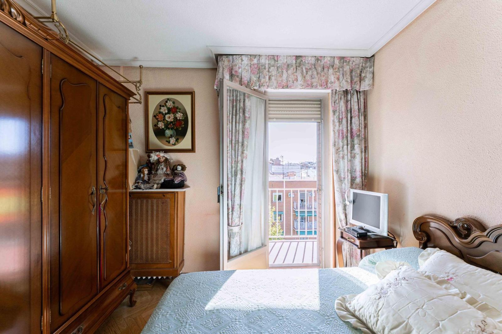 Flat for Sale in Madrid