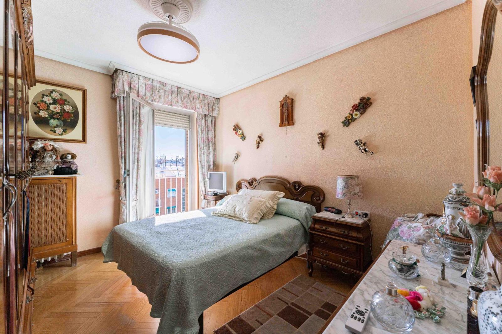 Flat for Sale in Madrid