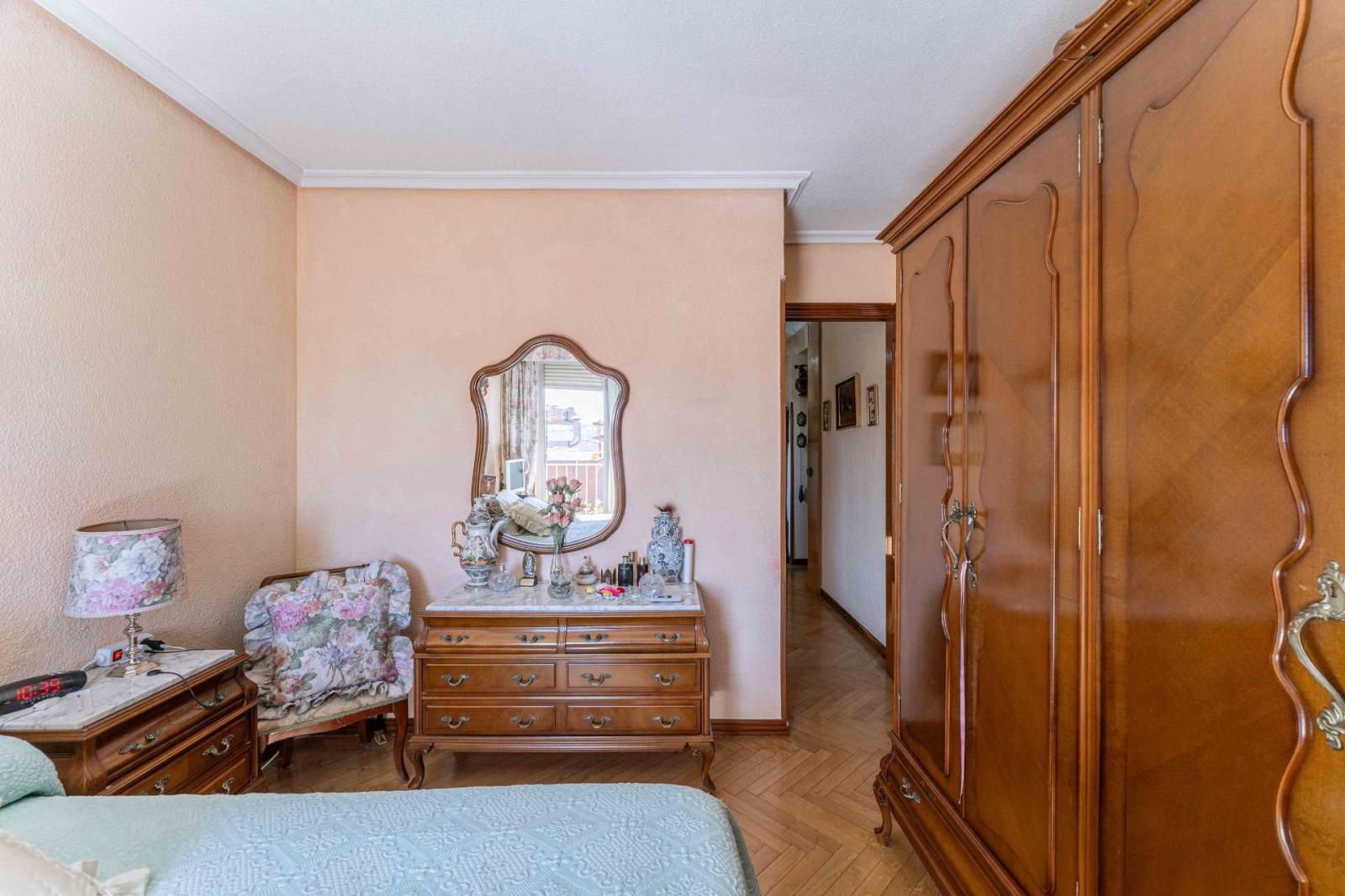 Flat for Sale in Madrid