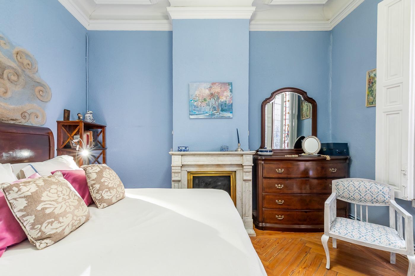 Flat for Sale in Madrid