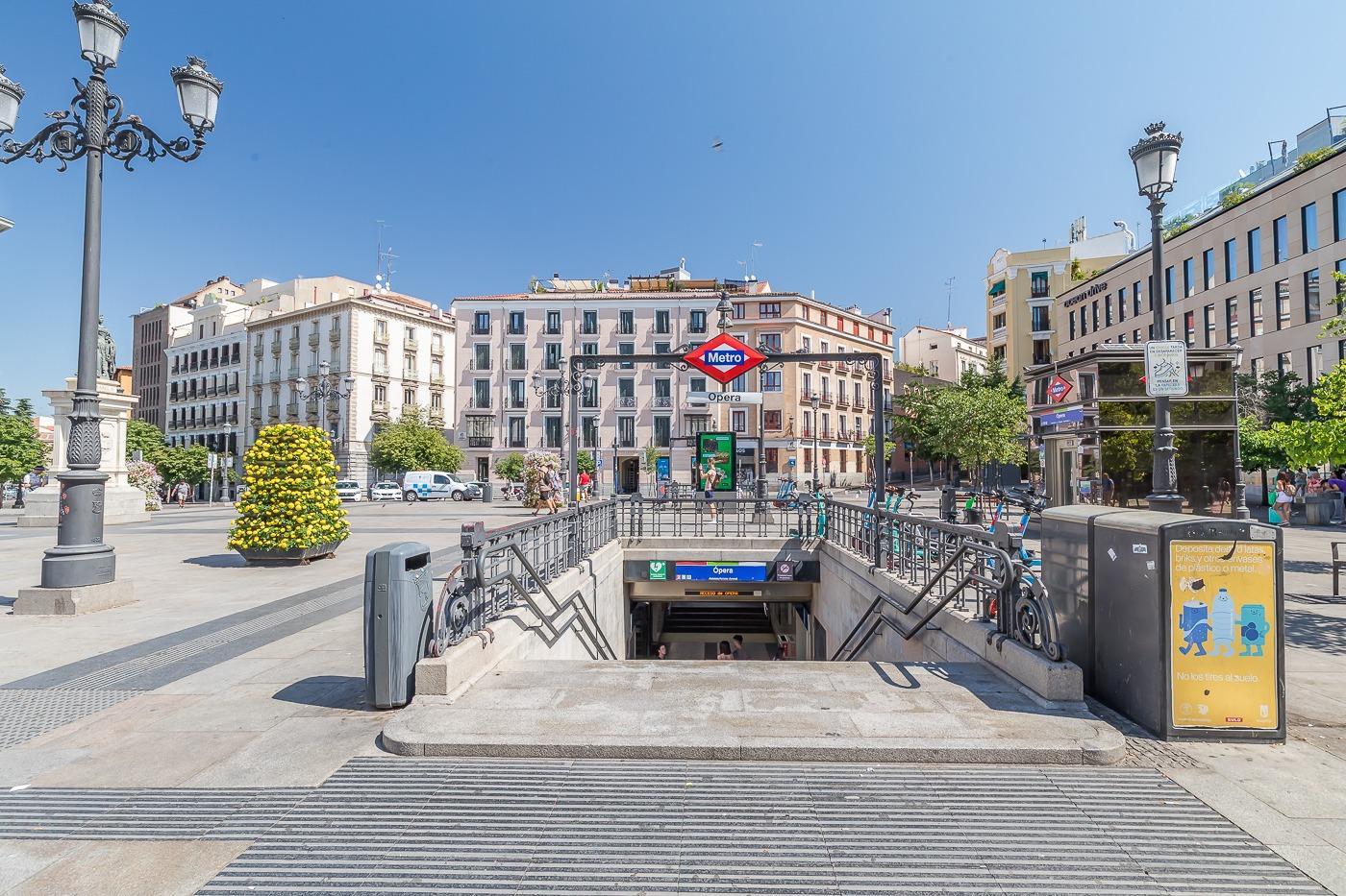 Flat for Sale in Madrid