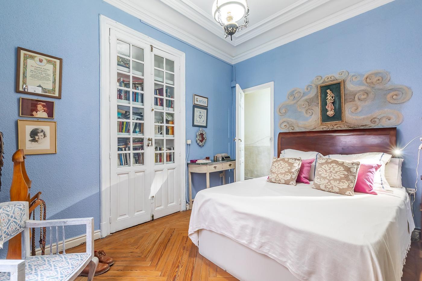 Flat for Sale in Madrid
