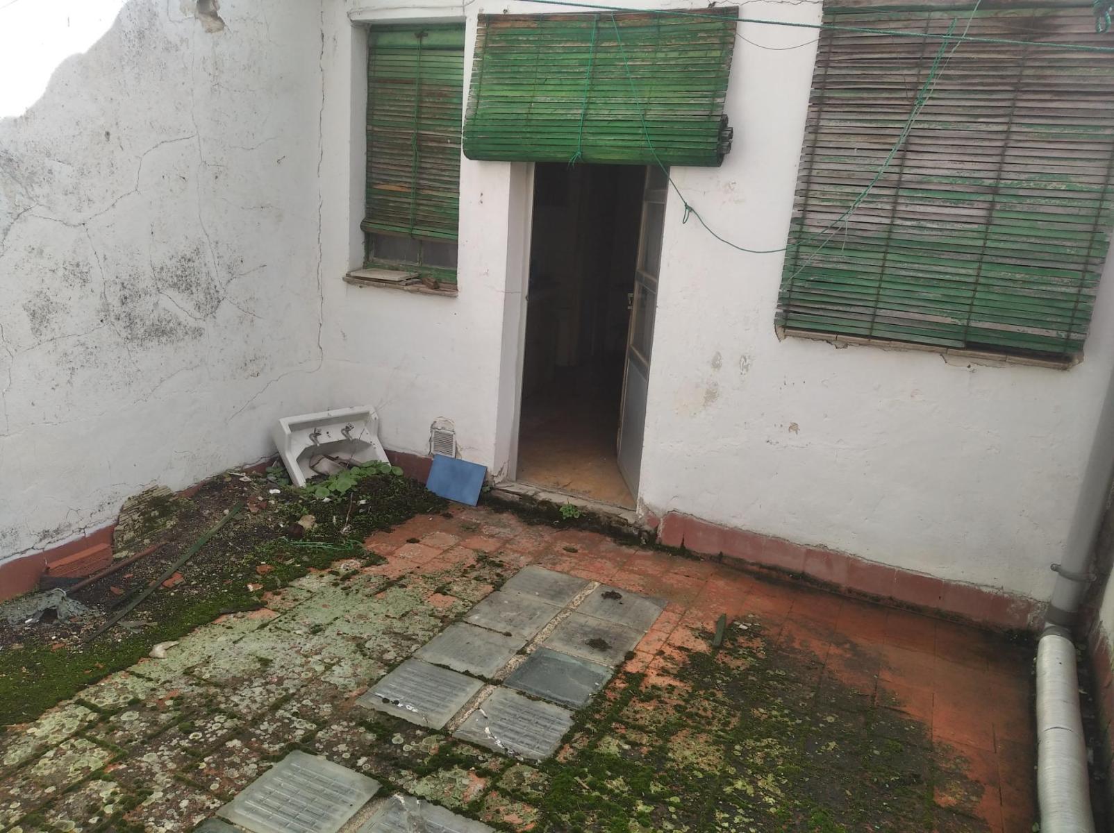 Building for Sale in Zamora