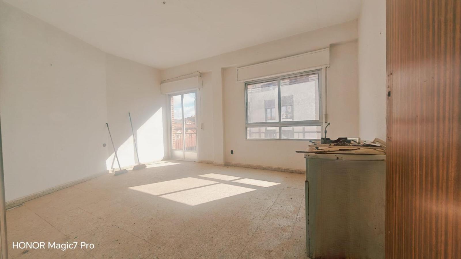 Flat for Sale in Zamora