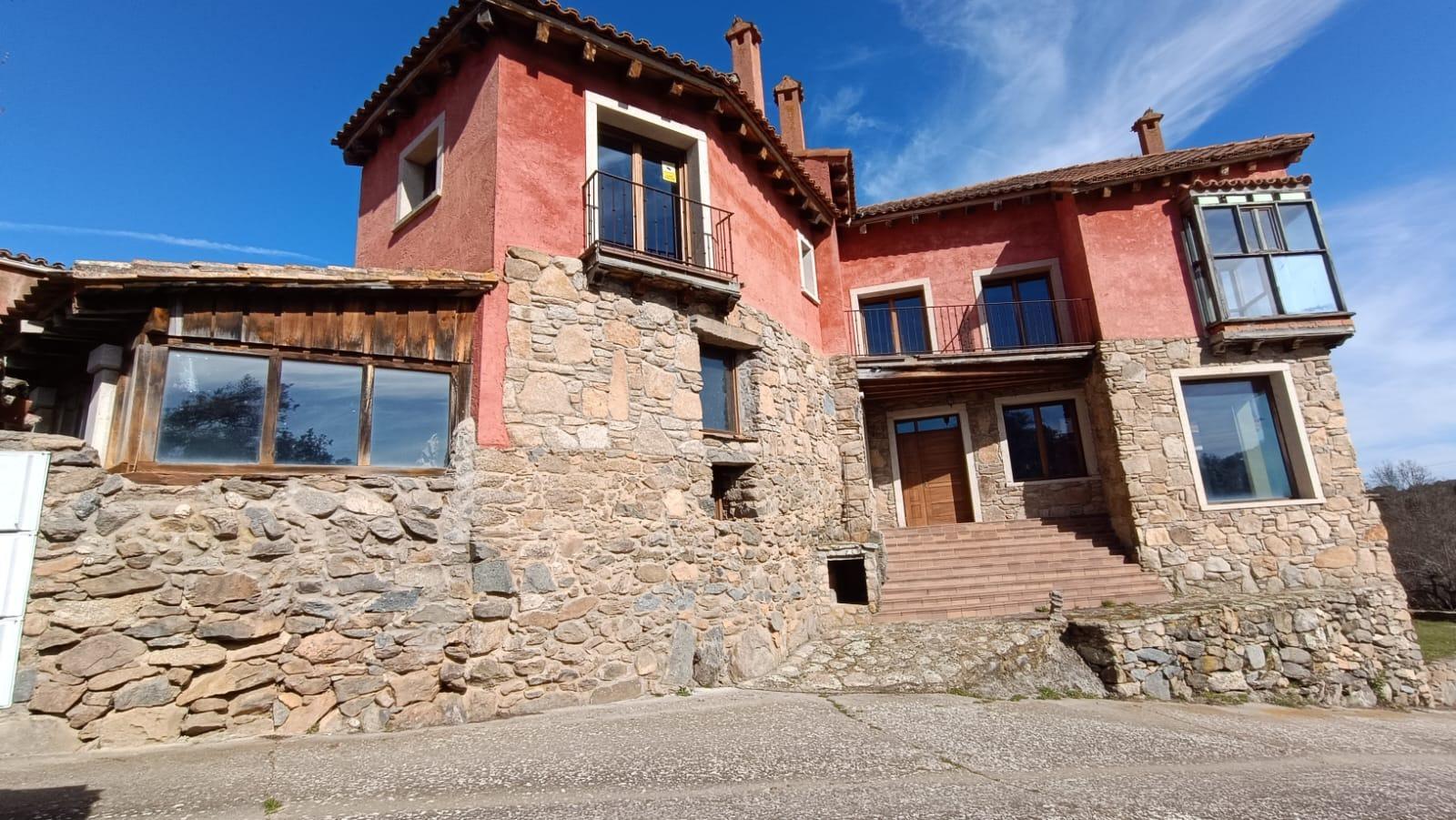 Hotel en Venta en Pereruela