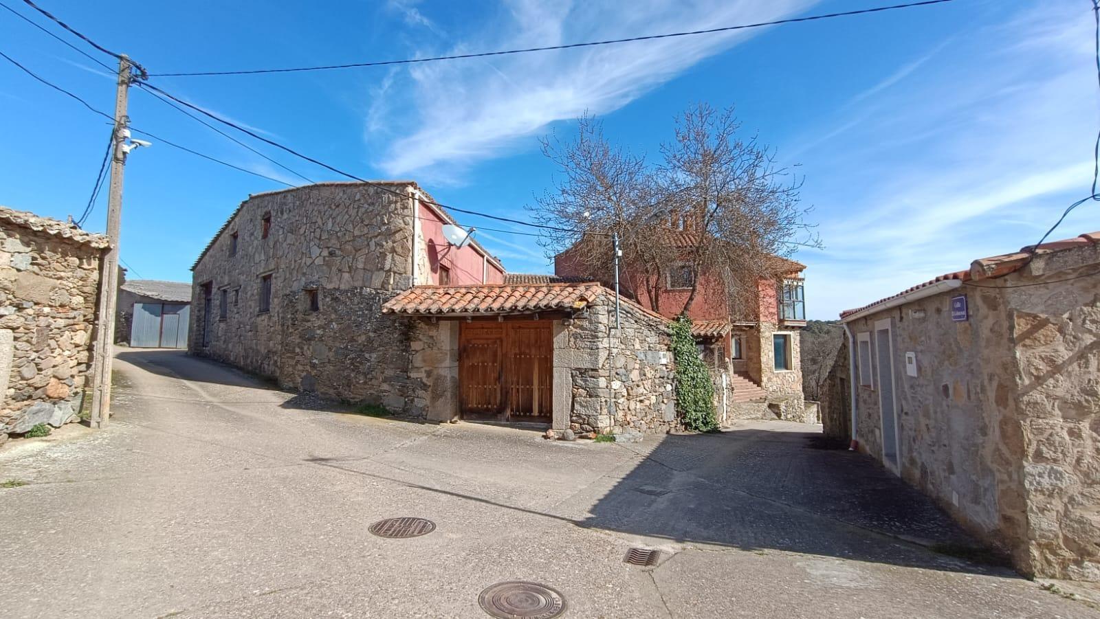 Hotel en Venta en Pereruela