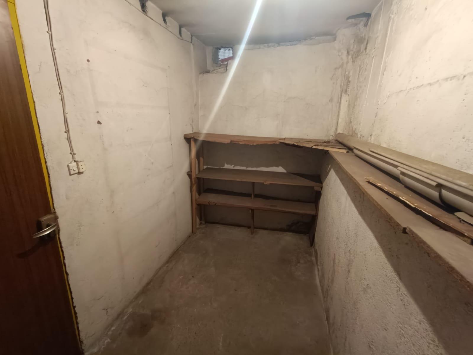 Garage for Sale in Zamora
