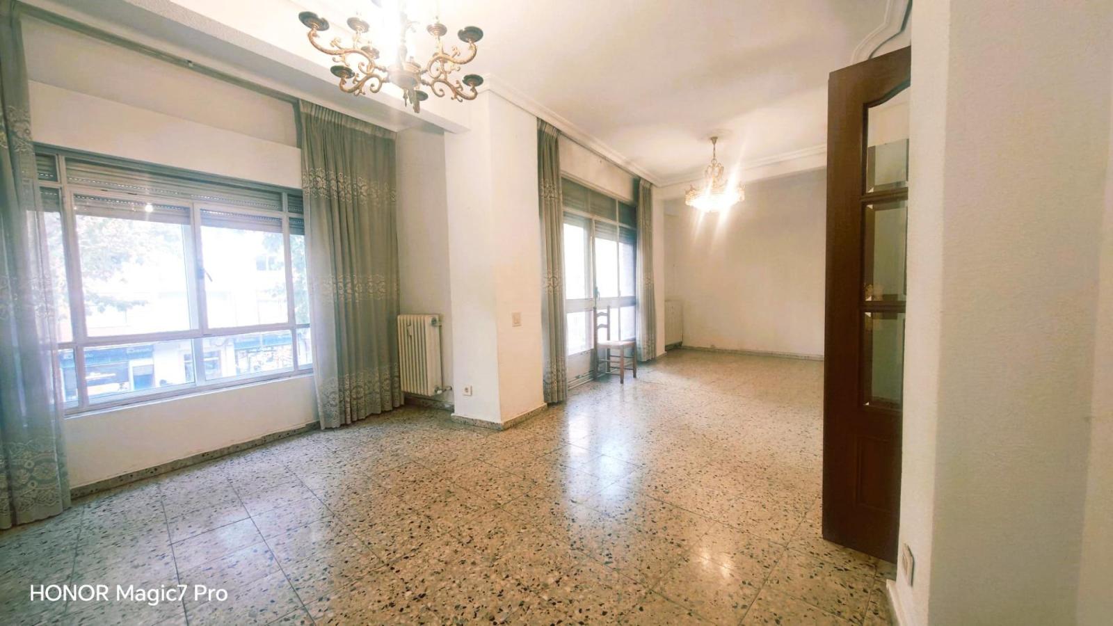 Flat for Sale in Zamora