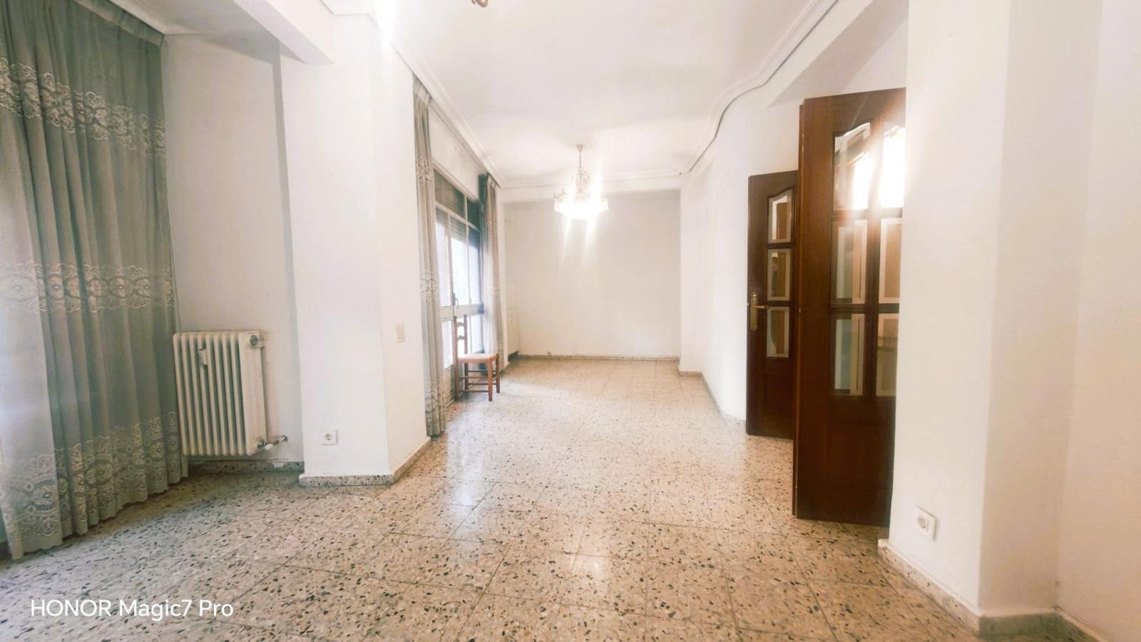 Flat for Sale in Zamora