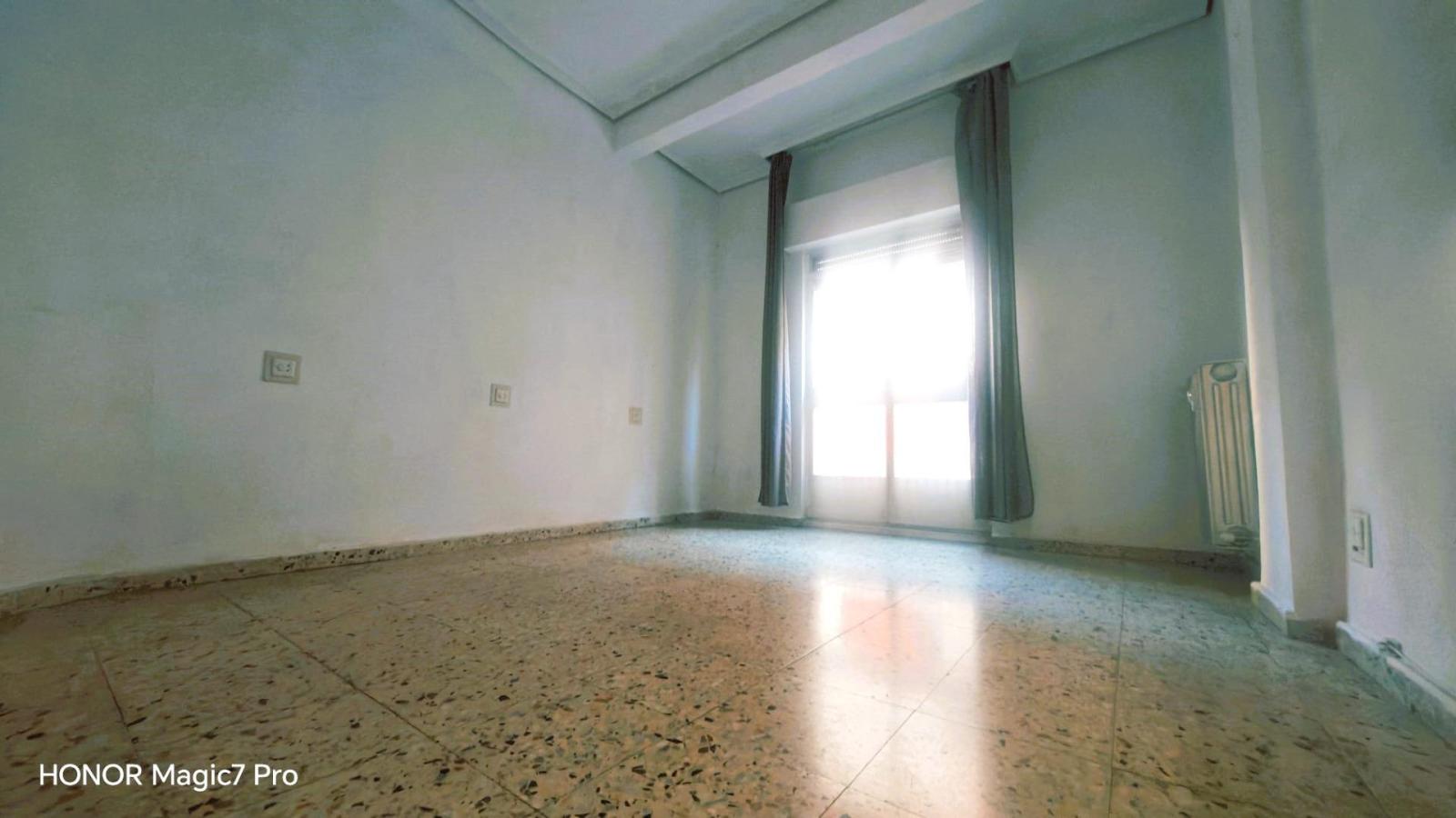 Flat for Sale in Zamora