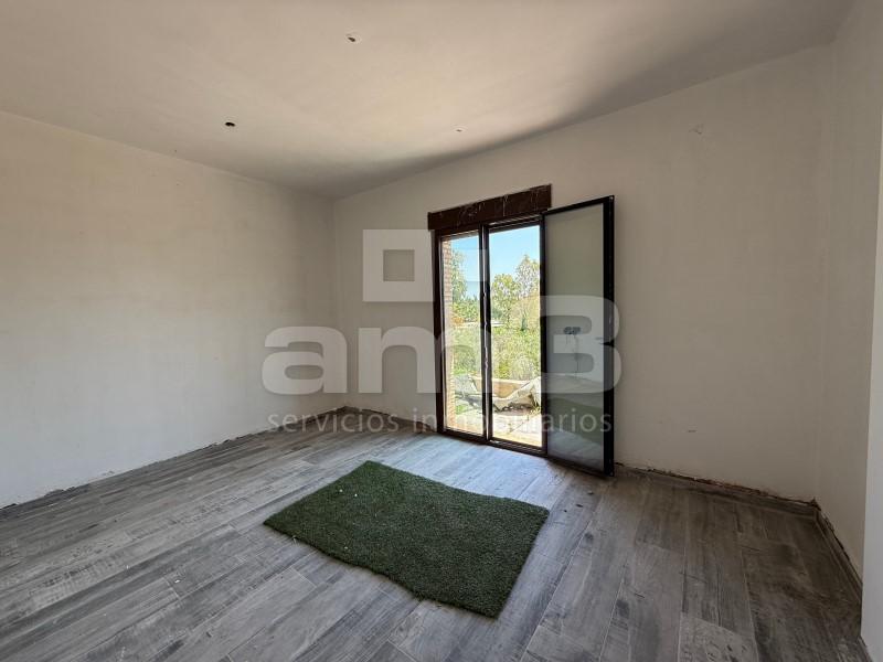 Chalet for Sale in Turre