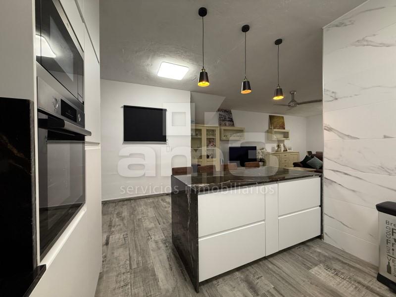 Chalet for Sale in Turre