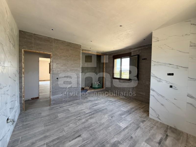 Chalet for Sale in Turre