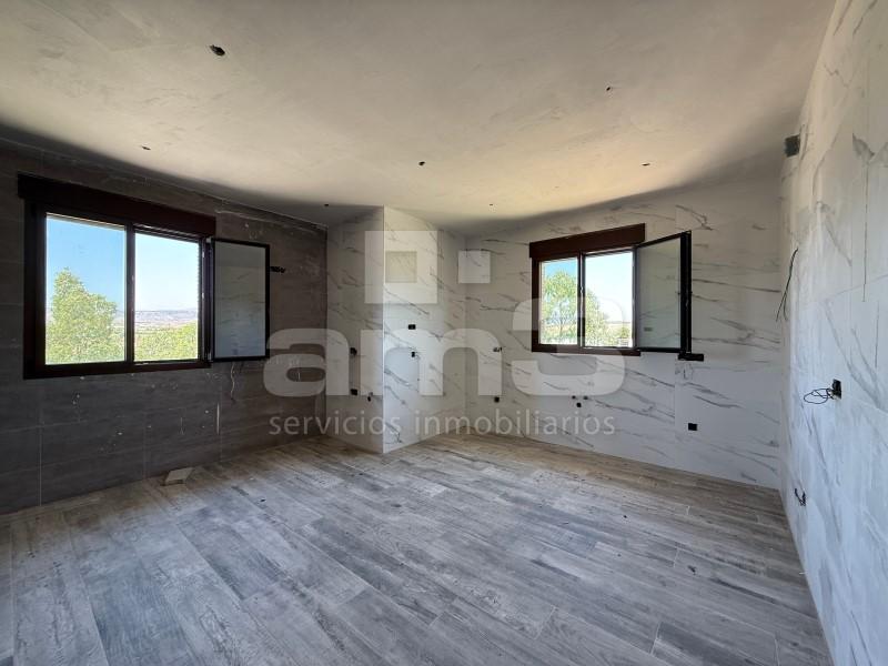 Chalet for Sale in Turre