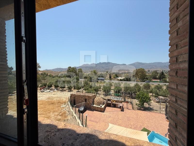 Chalet for Sale in Turre