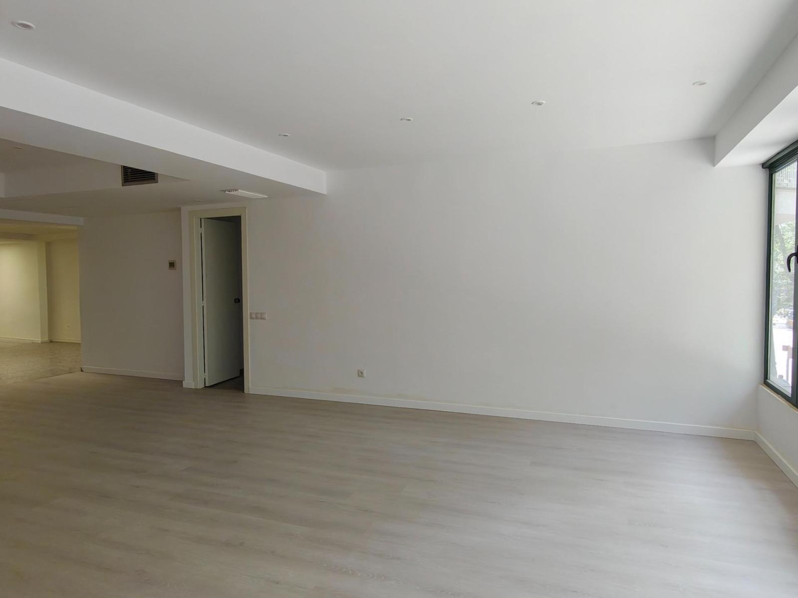 Flat for Sale in Barcelona