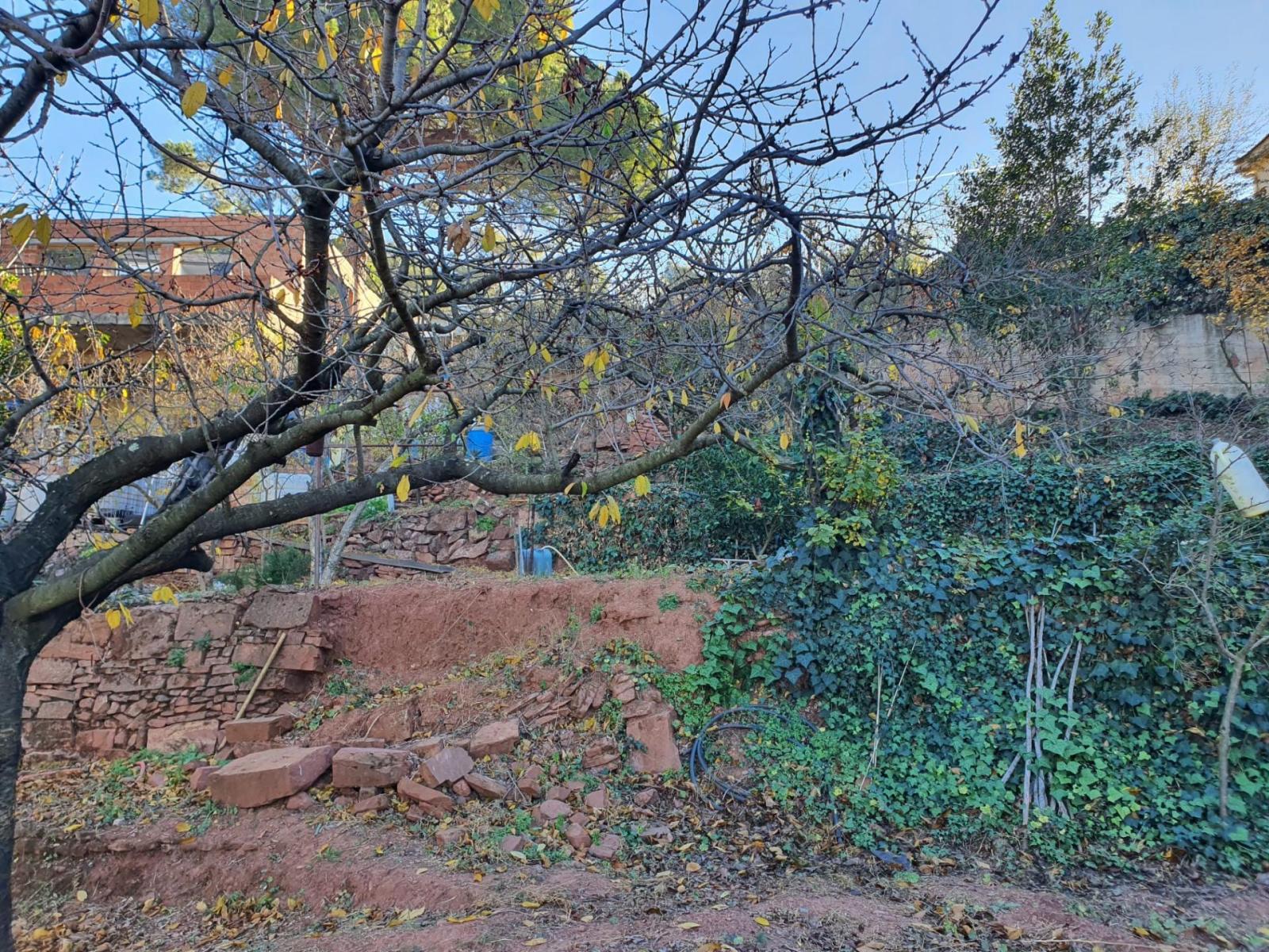 Parcela en Venta en Castellví de Rosanes