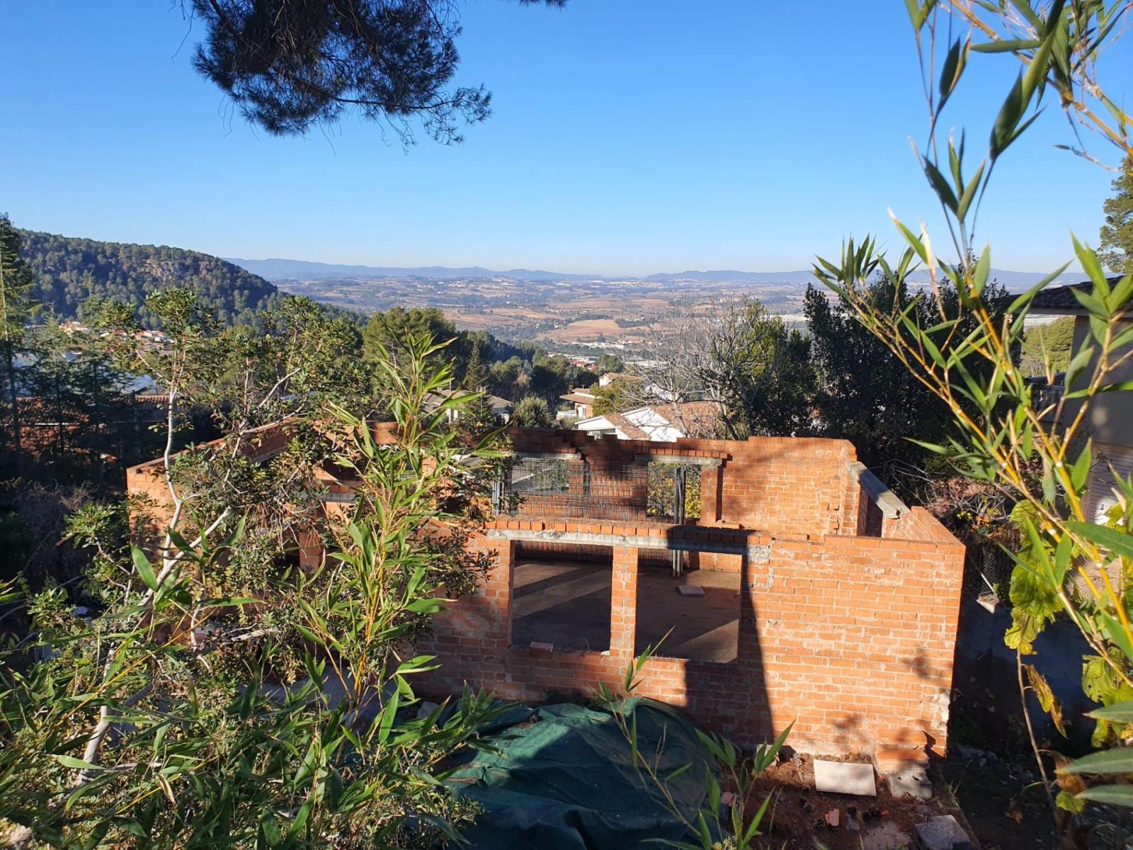 Parcela en Venta en Castellví de Rosanes