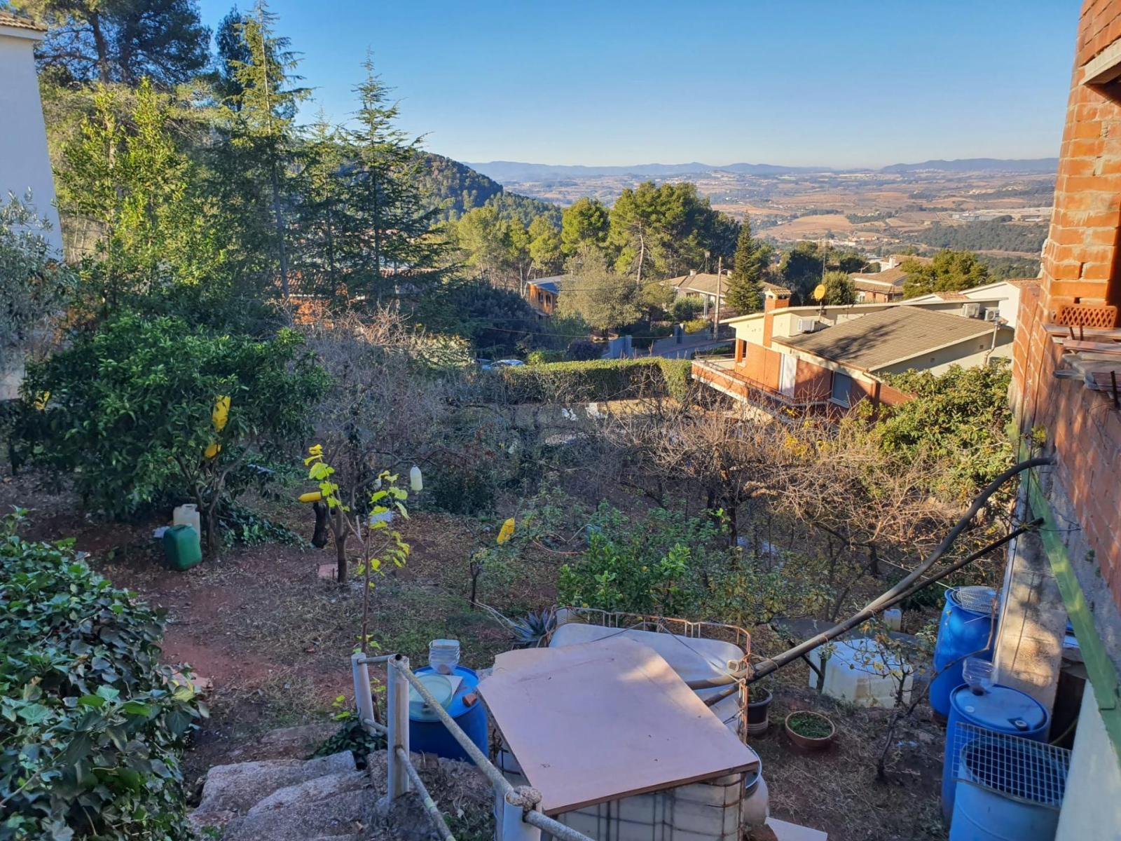 Parcela en Venta en Castellví de Rosanes