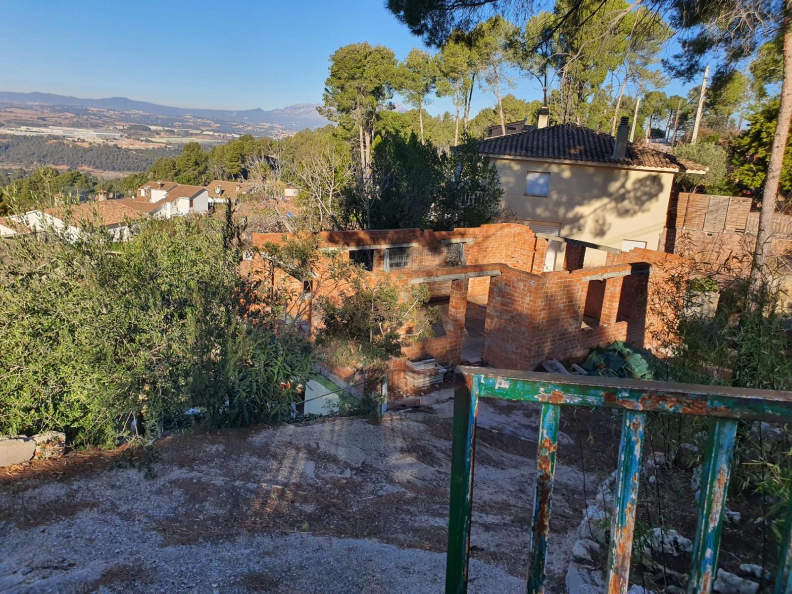 Parcela en Venta en Castellví de Rosanes
