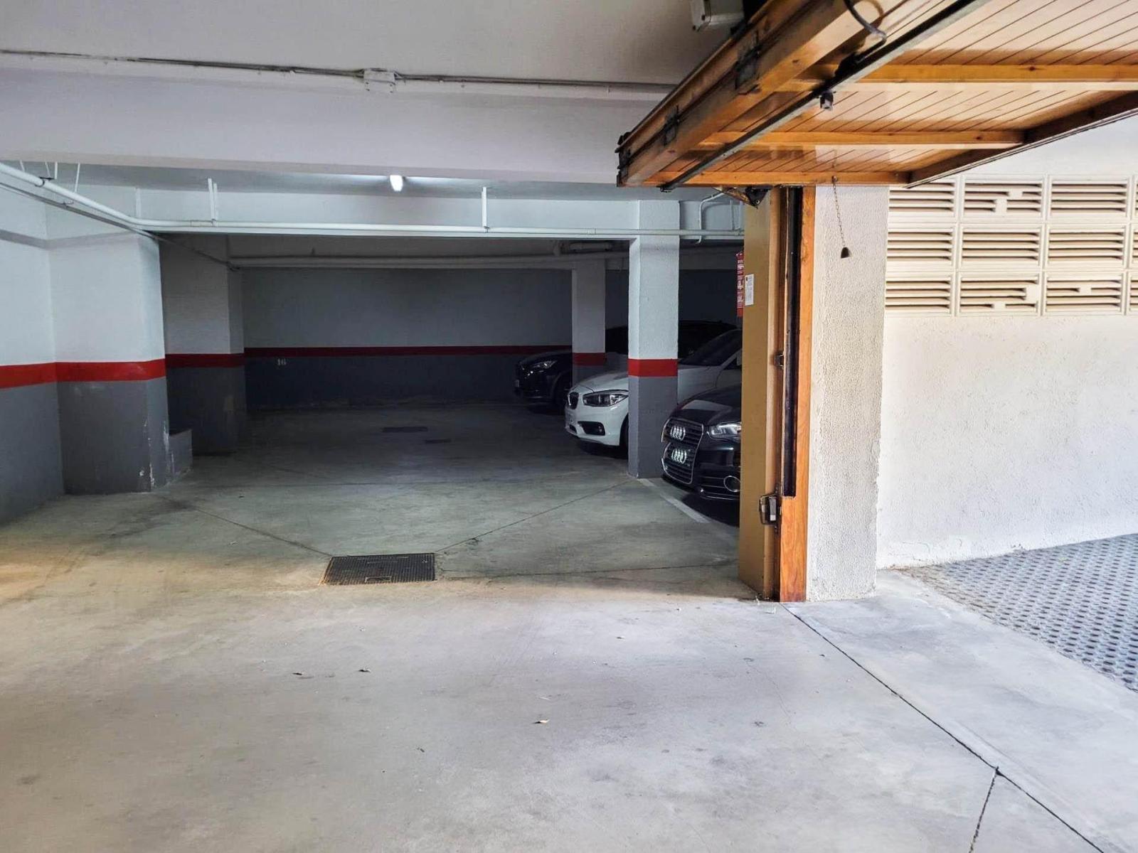 Garage for Sale in Martorell