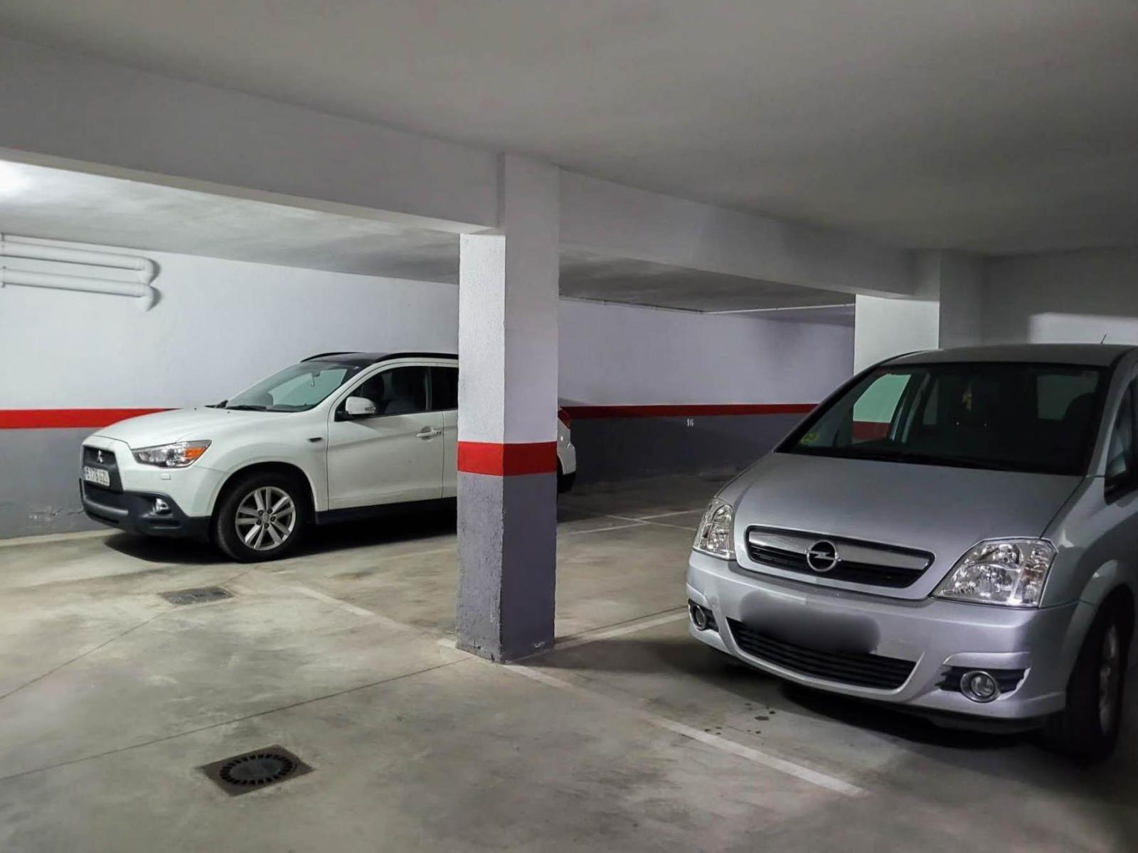 Garage for Sale in Martorell