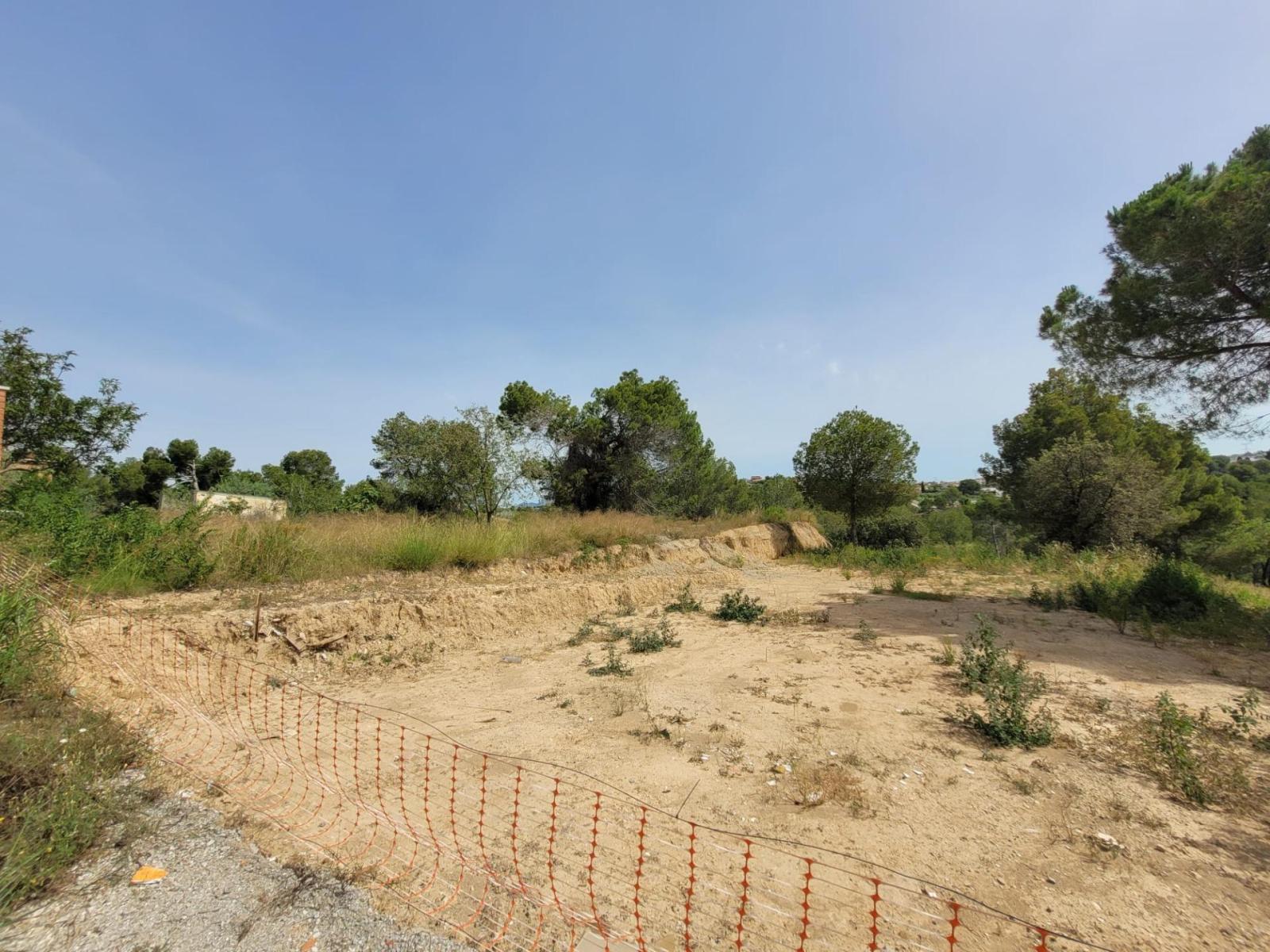 Plot for Sale in Masquefa