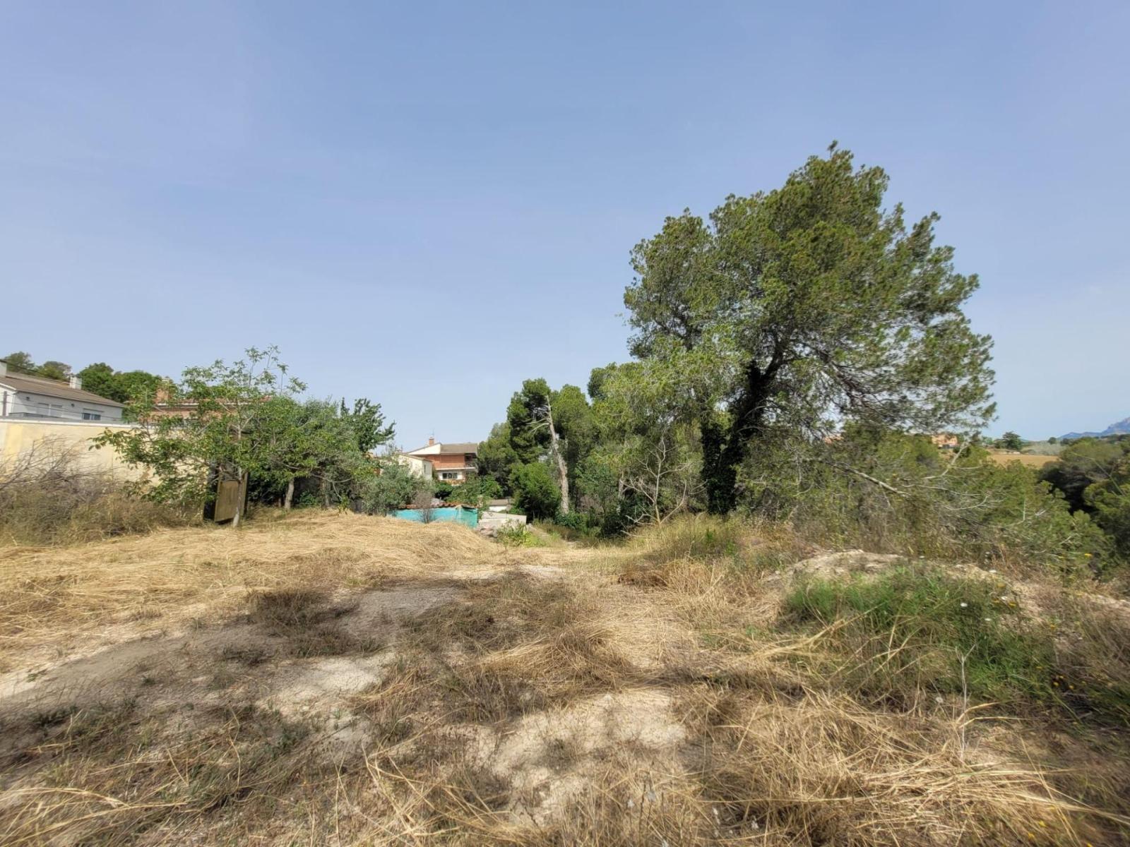 Plot for Sale in Masquefa