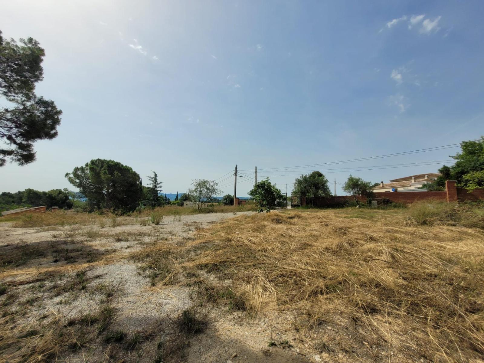 Plot for Sale in Masquefa