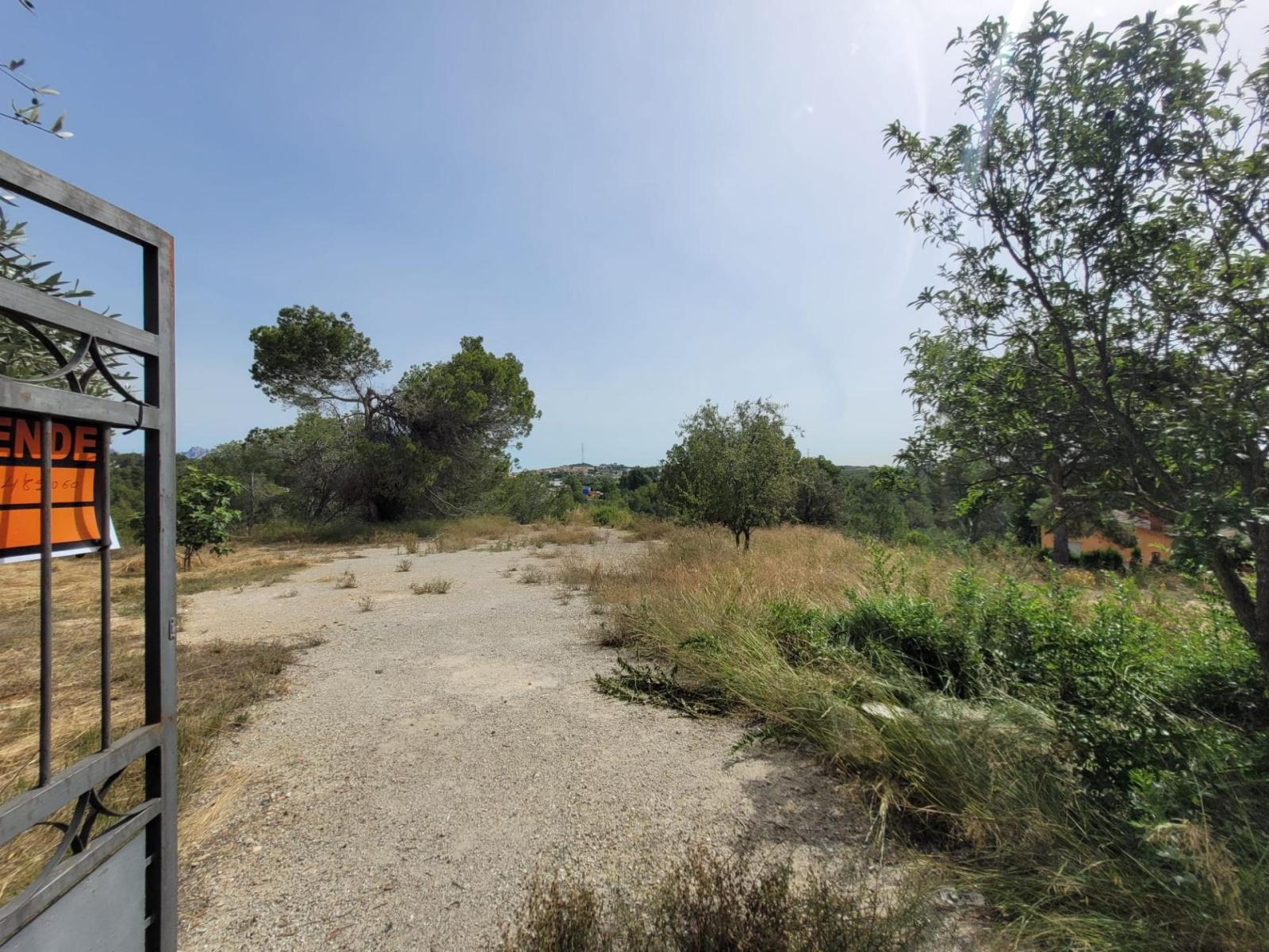 Plot for Sale in Masquefa