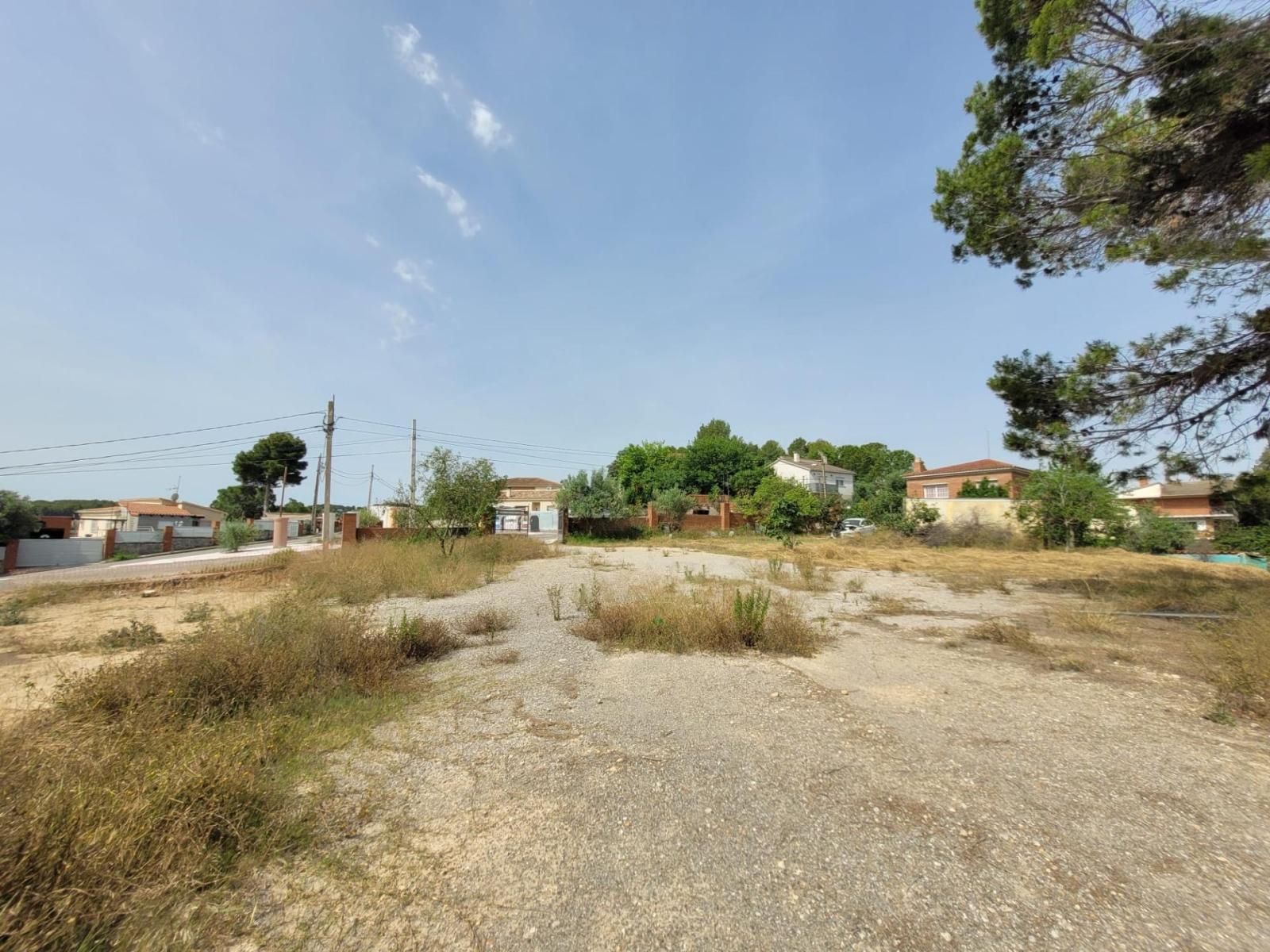 Plot for Sale in Masquefa