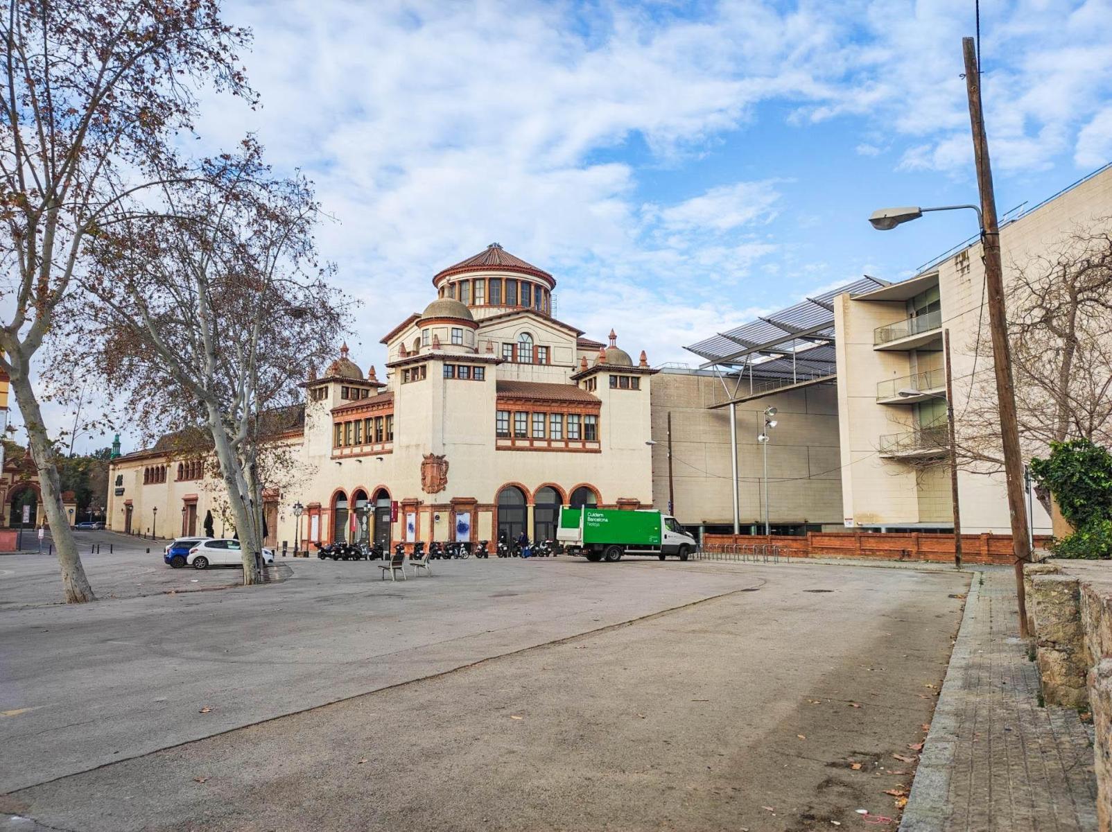 Flat for Sale in Barcelona