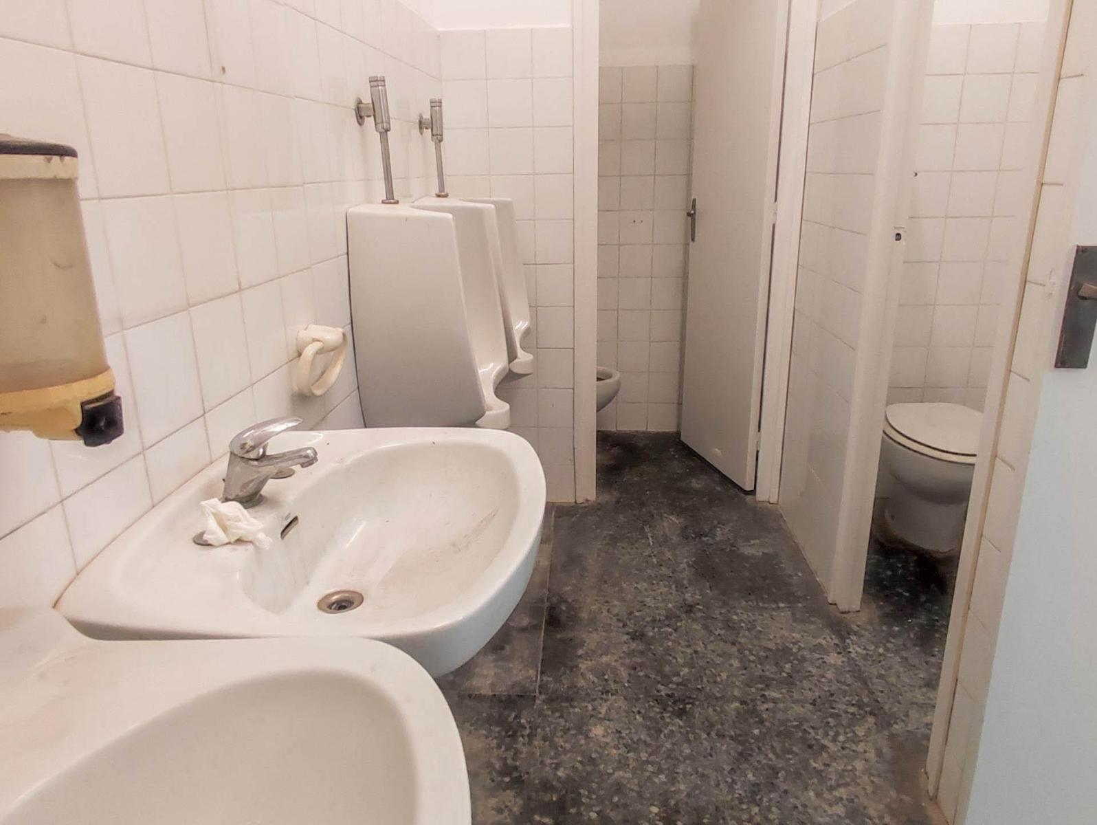 Premise for Rent in Barcelona