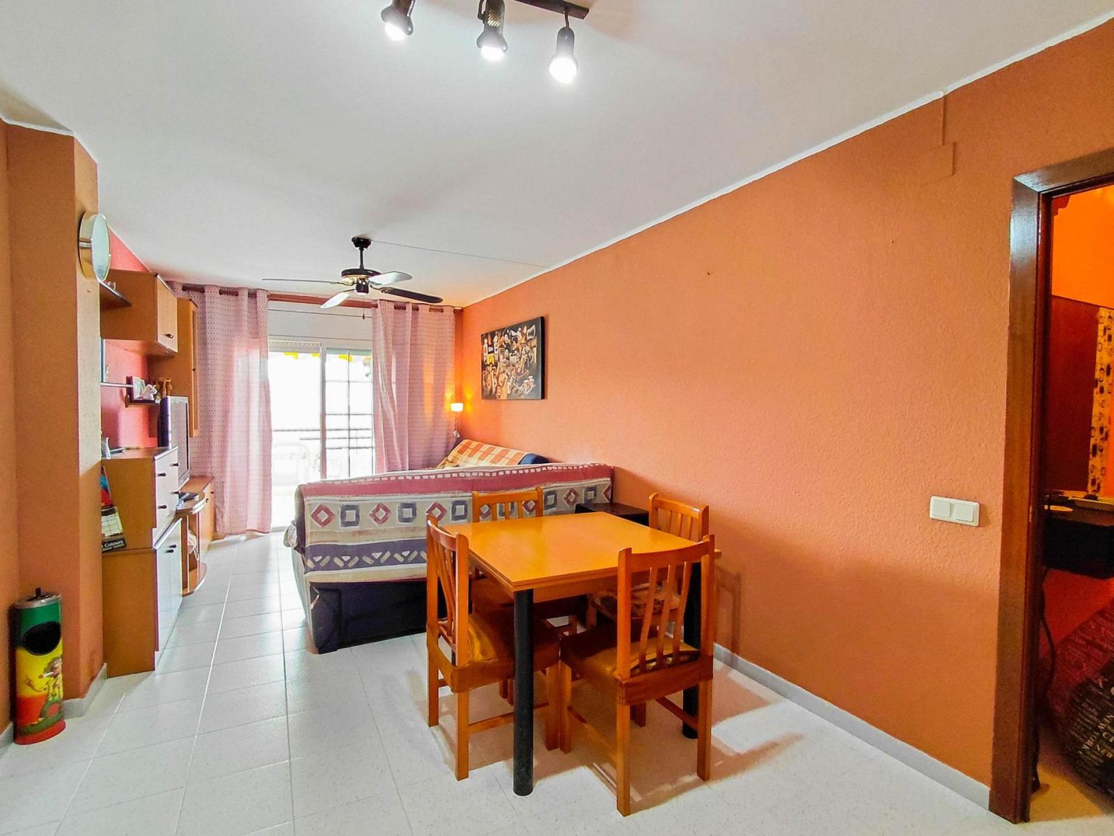 Flat for Sale in Cunit