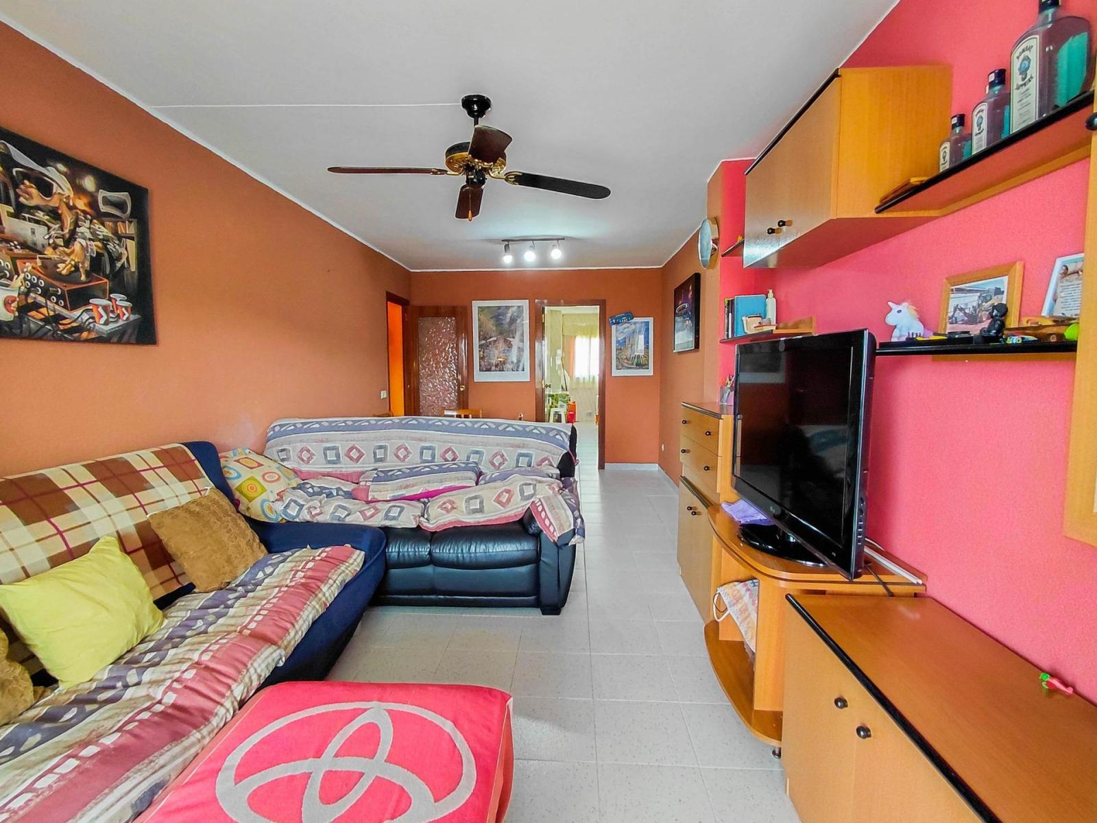 Flat for Sale in Cunit