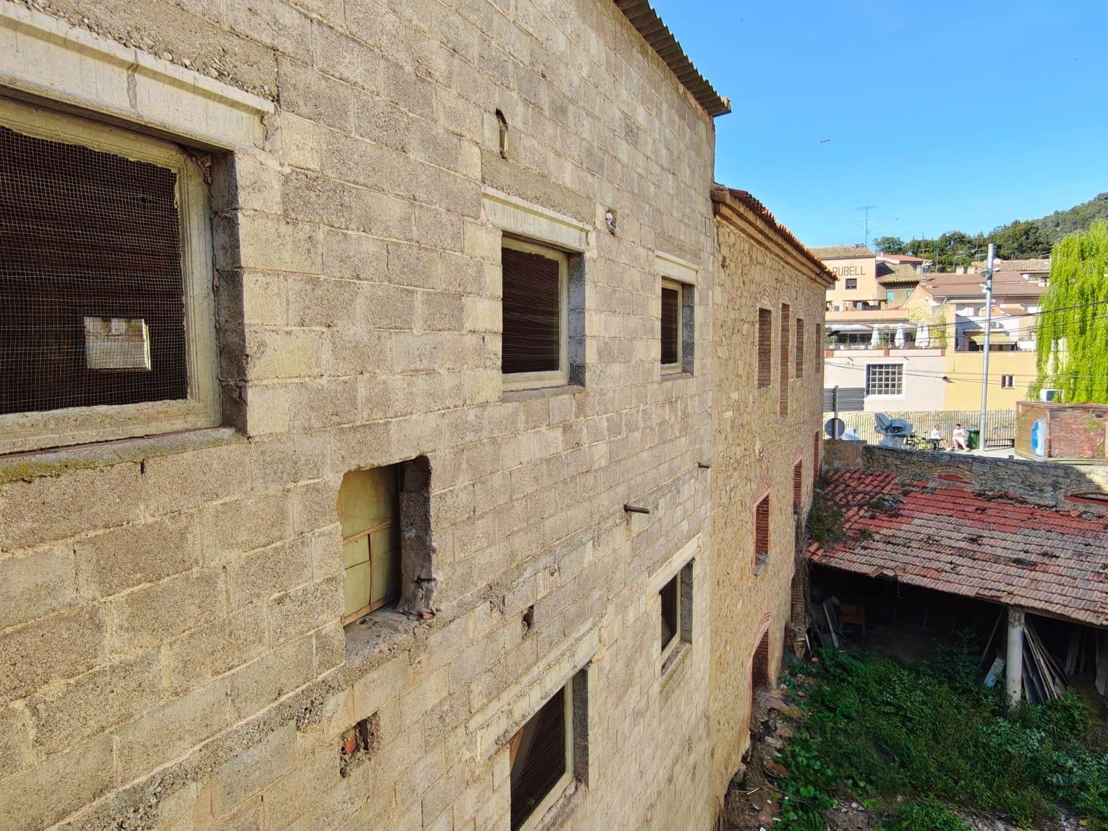 Building for Sale in Monistrol de Calders