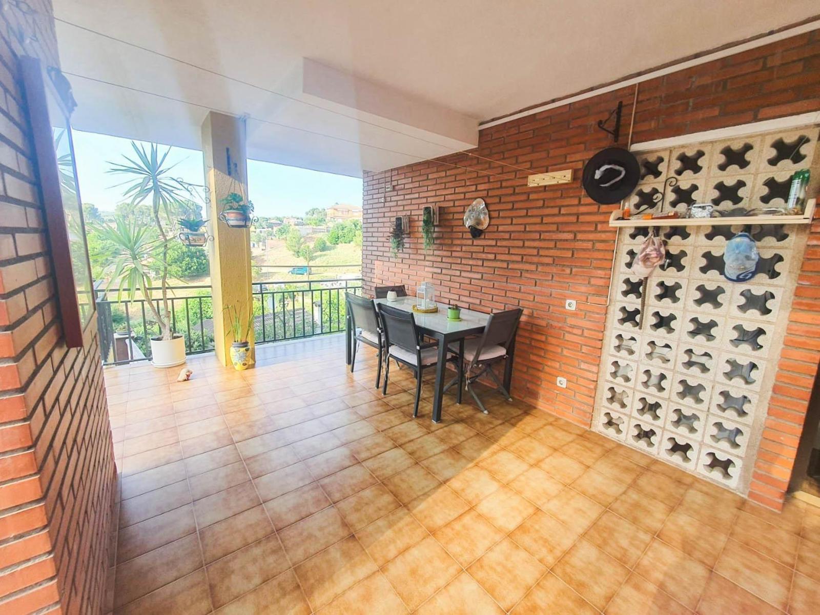 Chalet for Sale in Castellbisbal