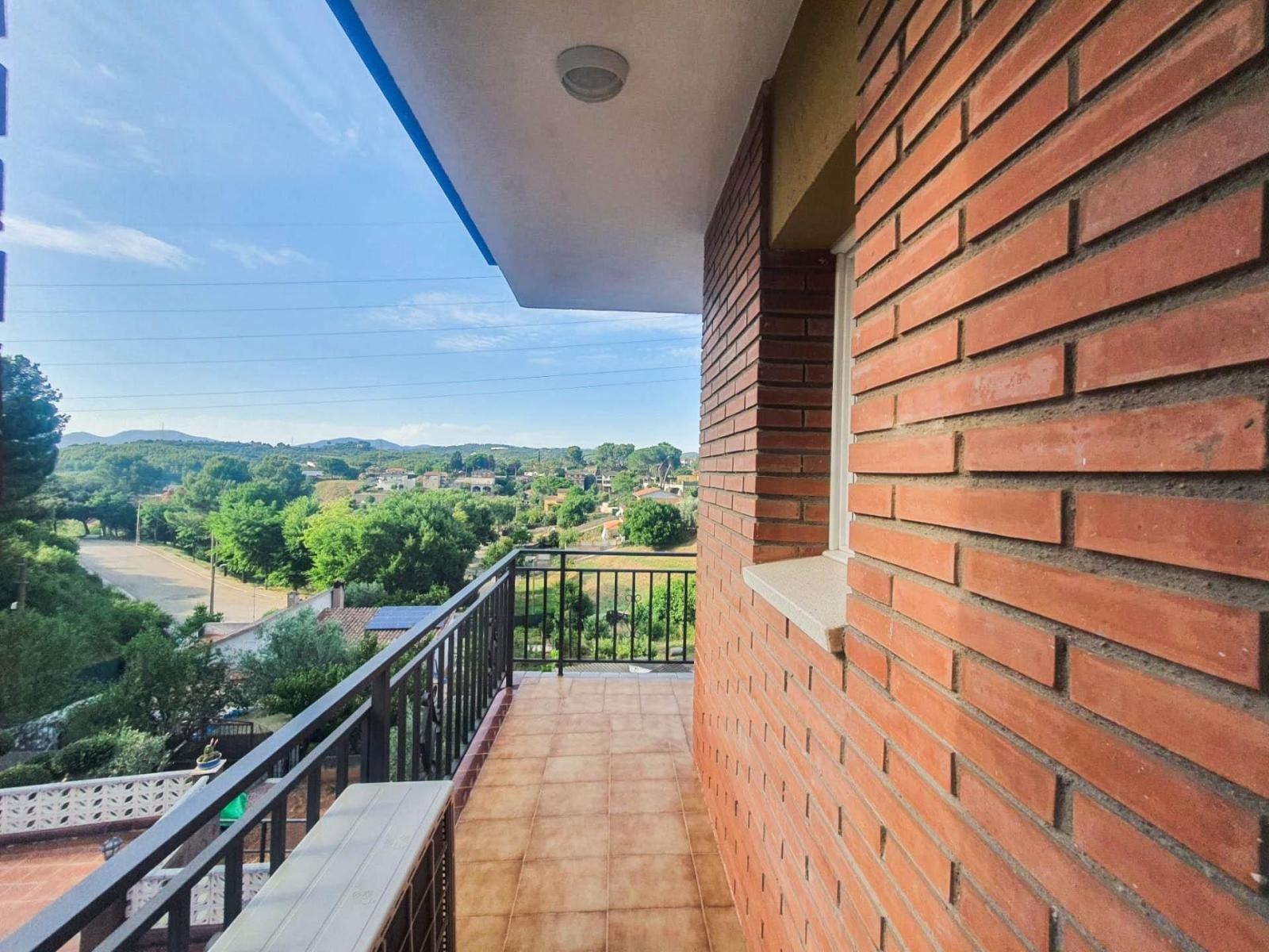 Chalet for Sale in Castellbisbal