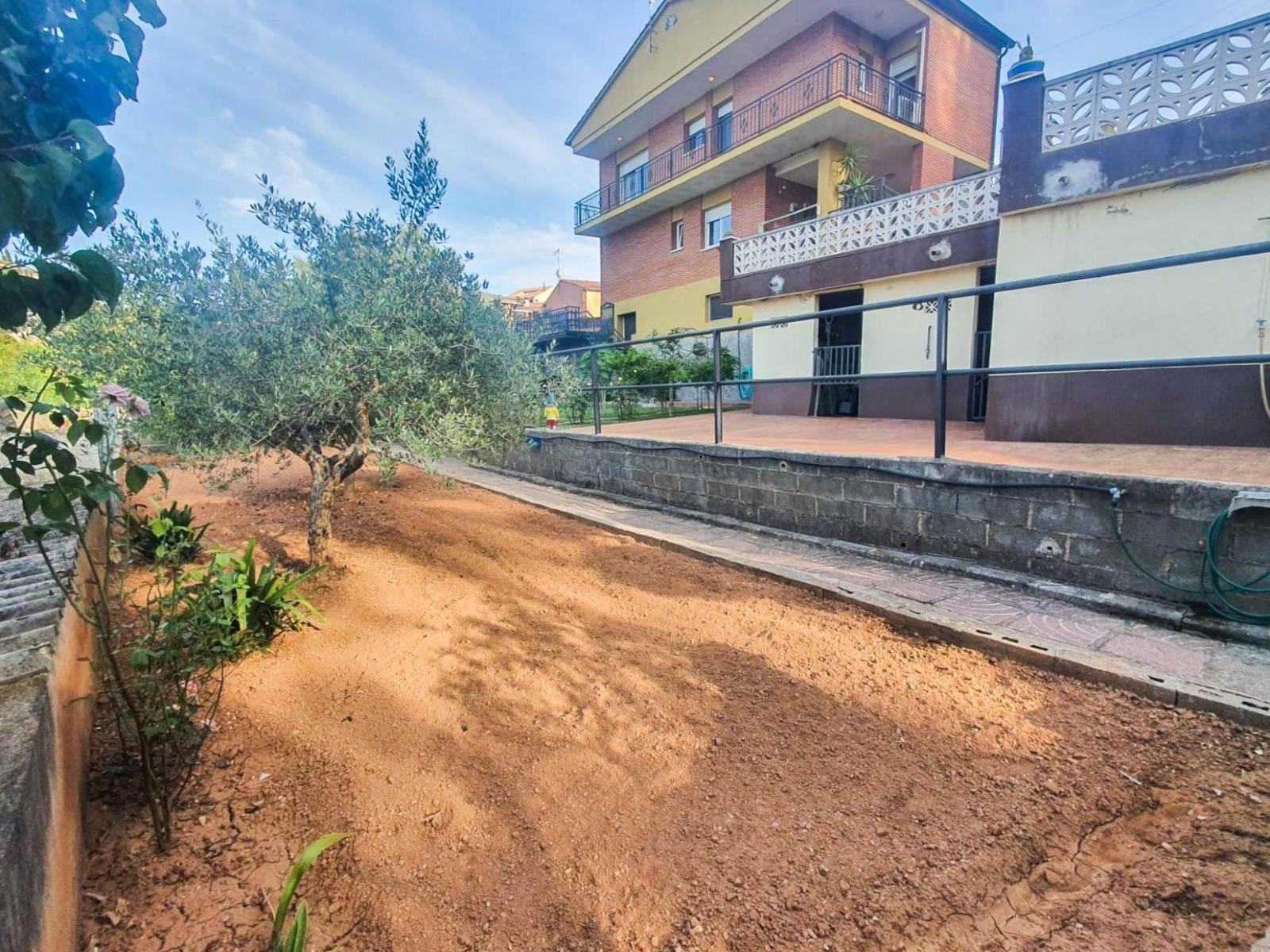 Chalet for Sale in Castellbisbal