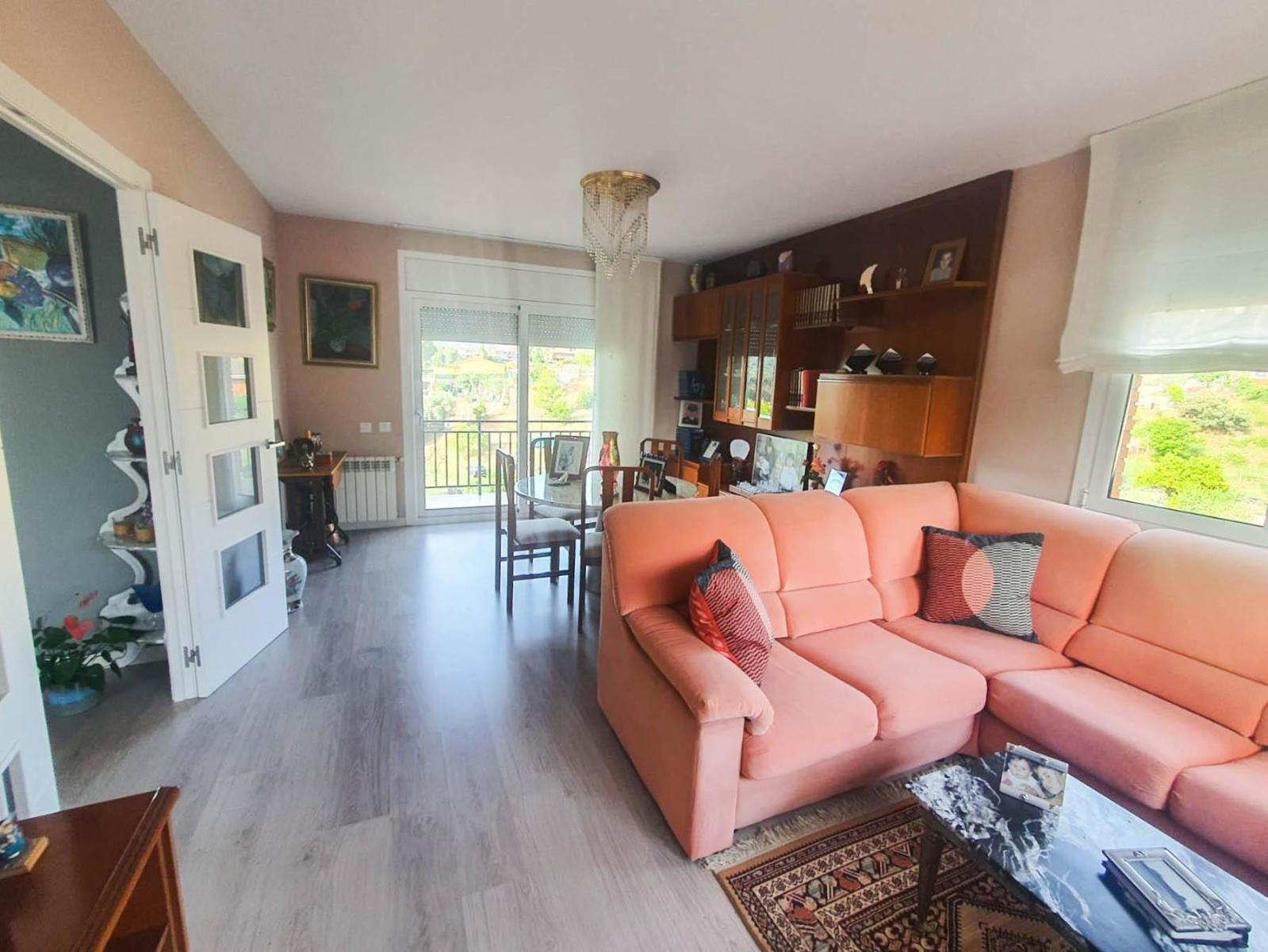 Chalet for Sale in Castellbisbal