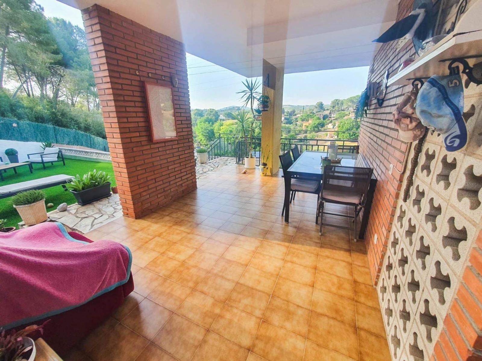 Chalet for Sale in Castellbisbal