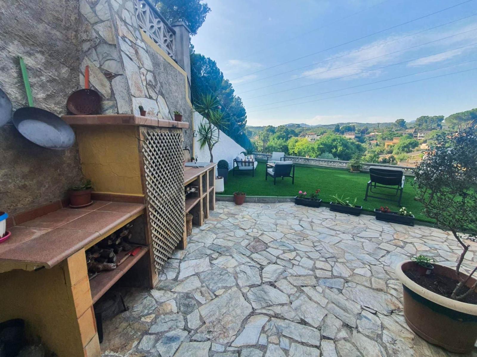 Chalet for Sale in Castellbisbal