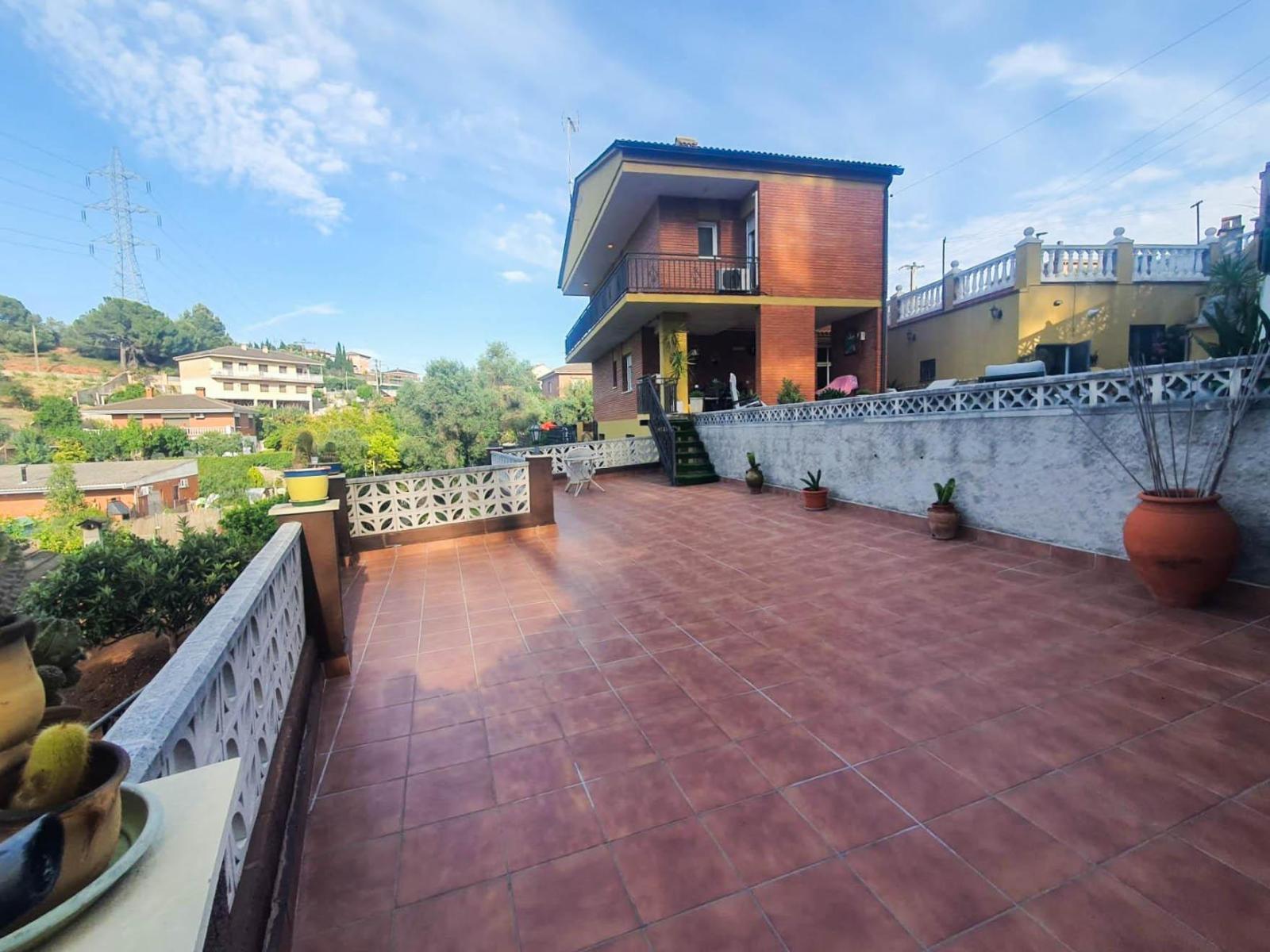Chalet for Sale in Castellbisbal