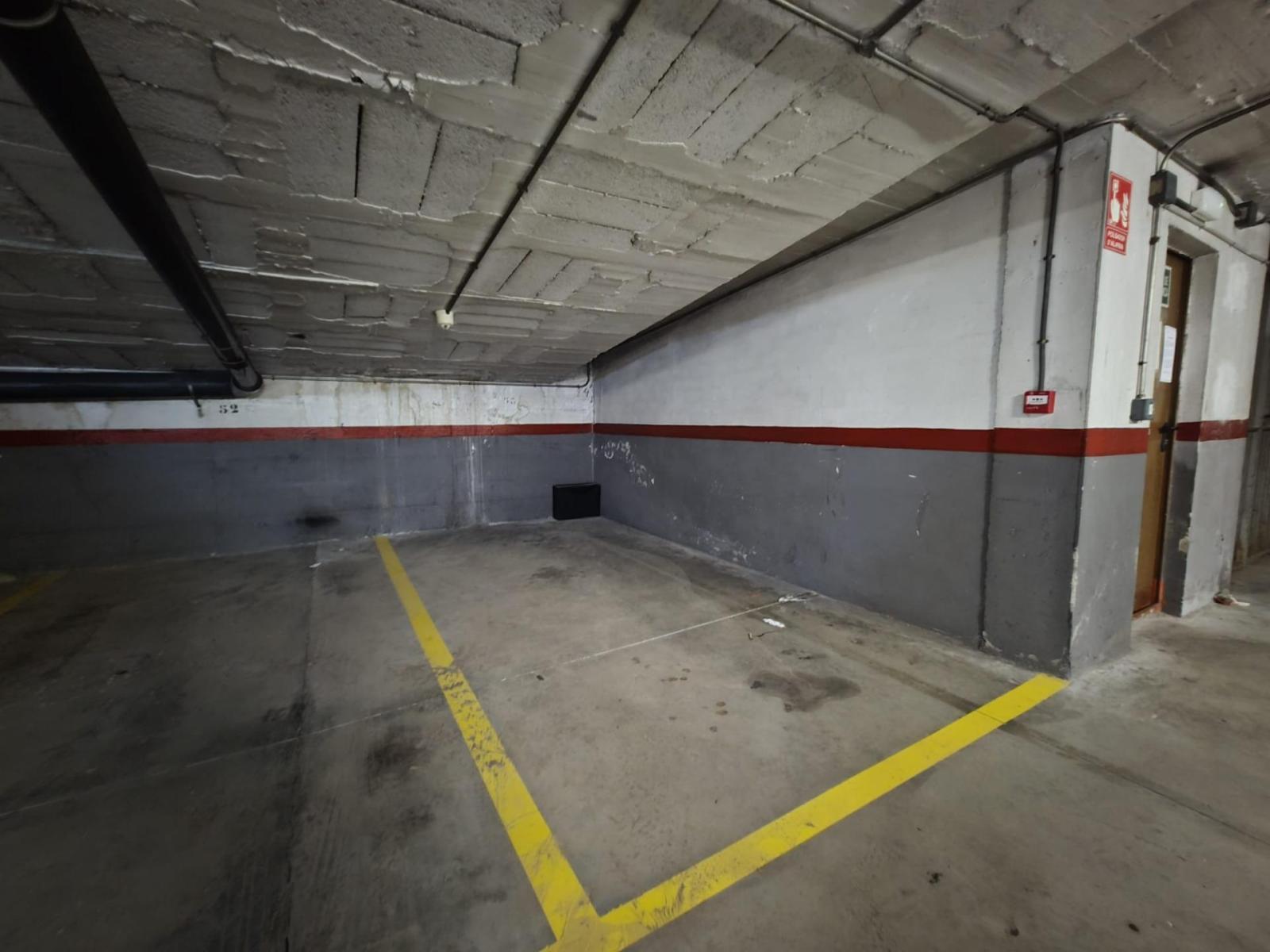 Garage for Rent in Martorell
