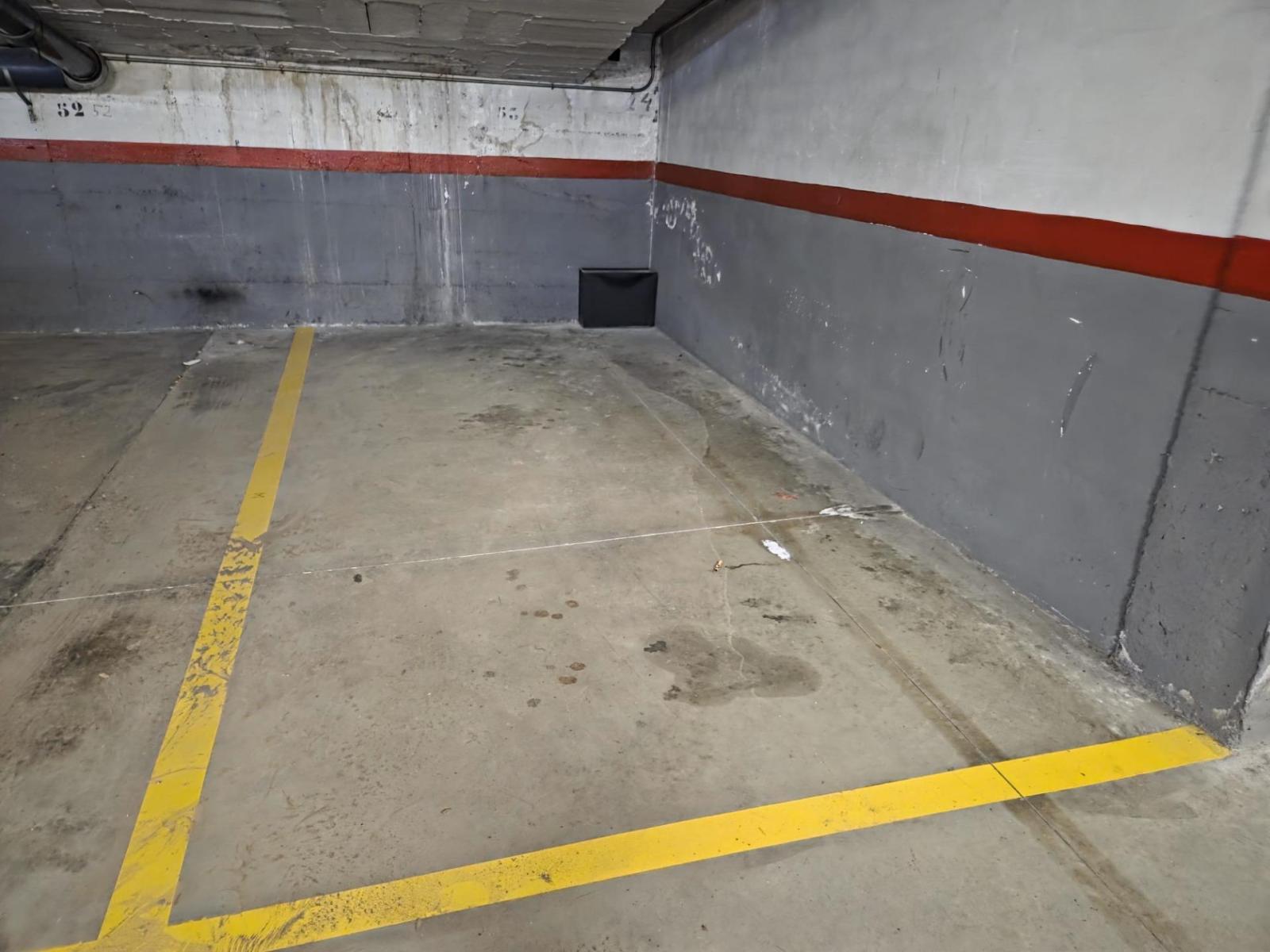 Garage for Rent in Martorell
